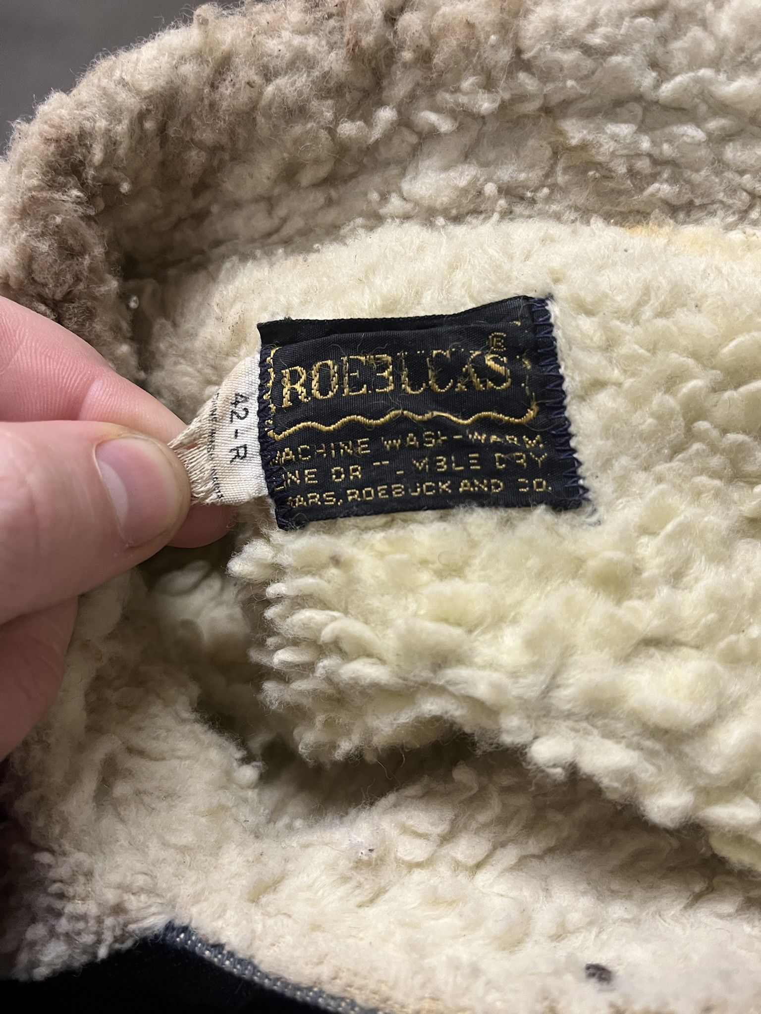 Sears × Vintage Vintage Sears Roebuck 1970s Sherpa Lined Denim Trucker Jacket Distressed and Repaired Size 42 Size US L / EU 52-54 / 3 - 8 Thumbnail