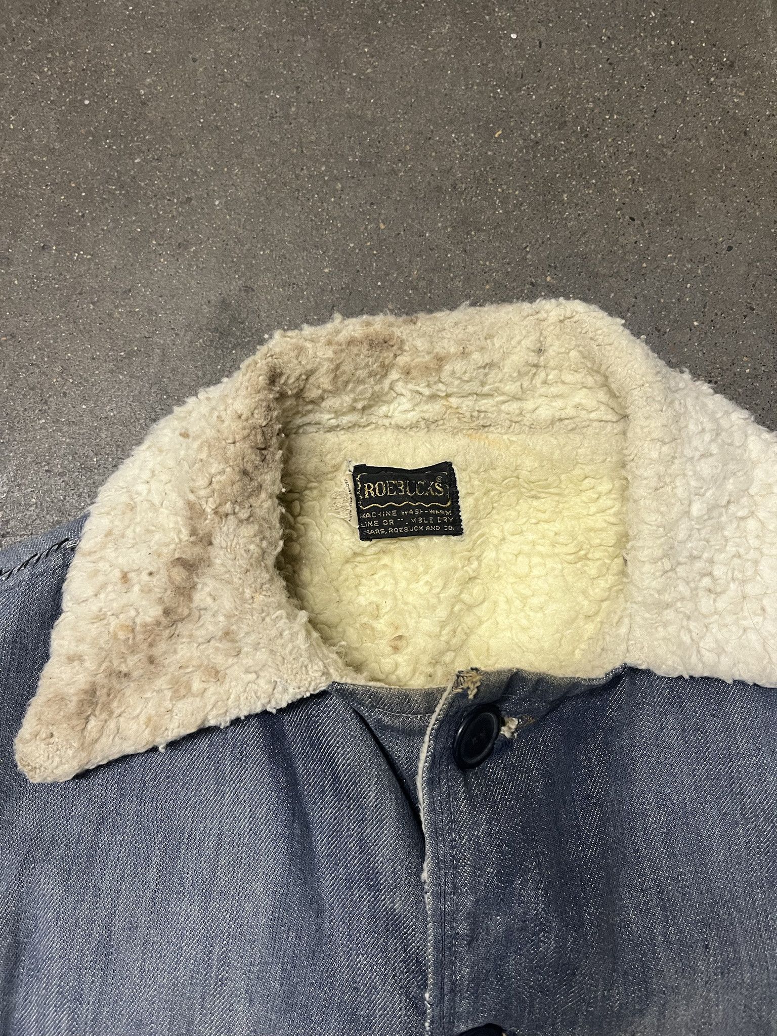 Sears × Vintage Vintage Sears Roebuck 1970s Sherpa Lined Denim Trucker Jacket Distressed and Repaired Size 42 Size US L / EU 52-54 / 3 - 3 Thumbnail