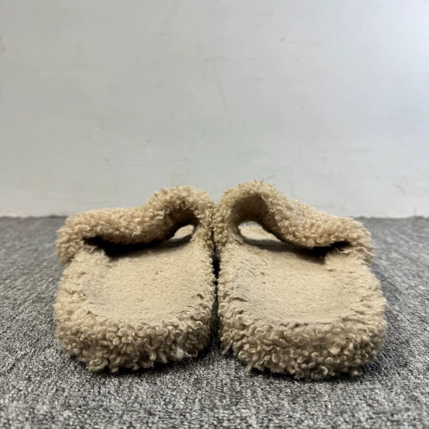 Balenciaga Balenciaga Cola Embroidery Shearling Slippers Size US 9 / EU 42 - 3 Thumbnail
