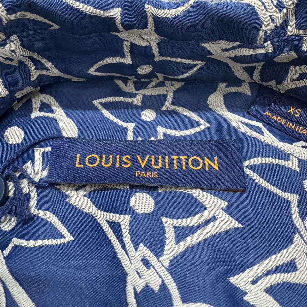 Louis Vuitton Louis Vuitton Pyramid Monogram Print Shirt Size US XS / EU 42 / 0 - 2 Thumbnail