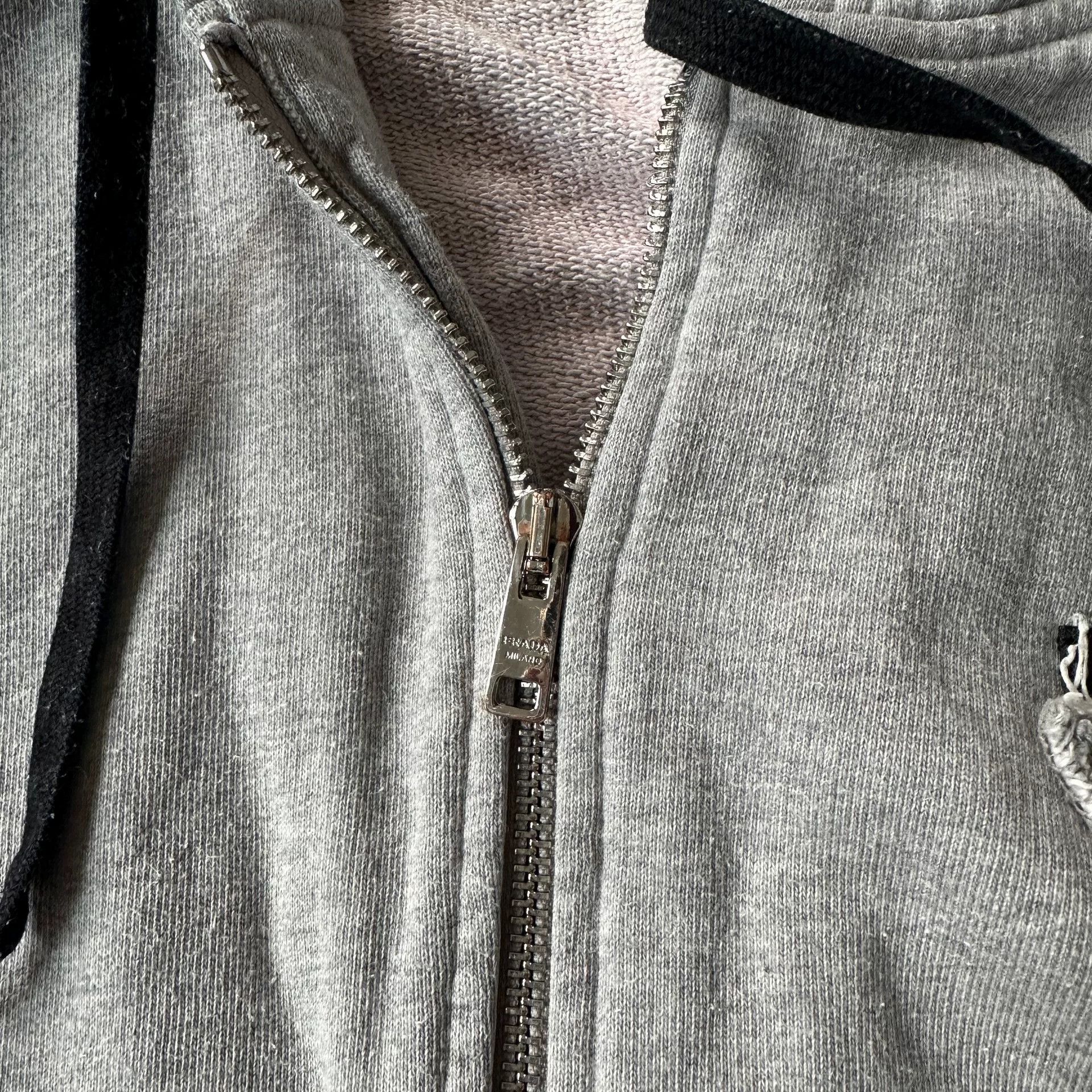 Prada Prada Gray Hooded Inverted Triangle Coat Size US M / EU 48-50 / 2 - 4 Thumbnail