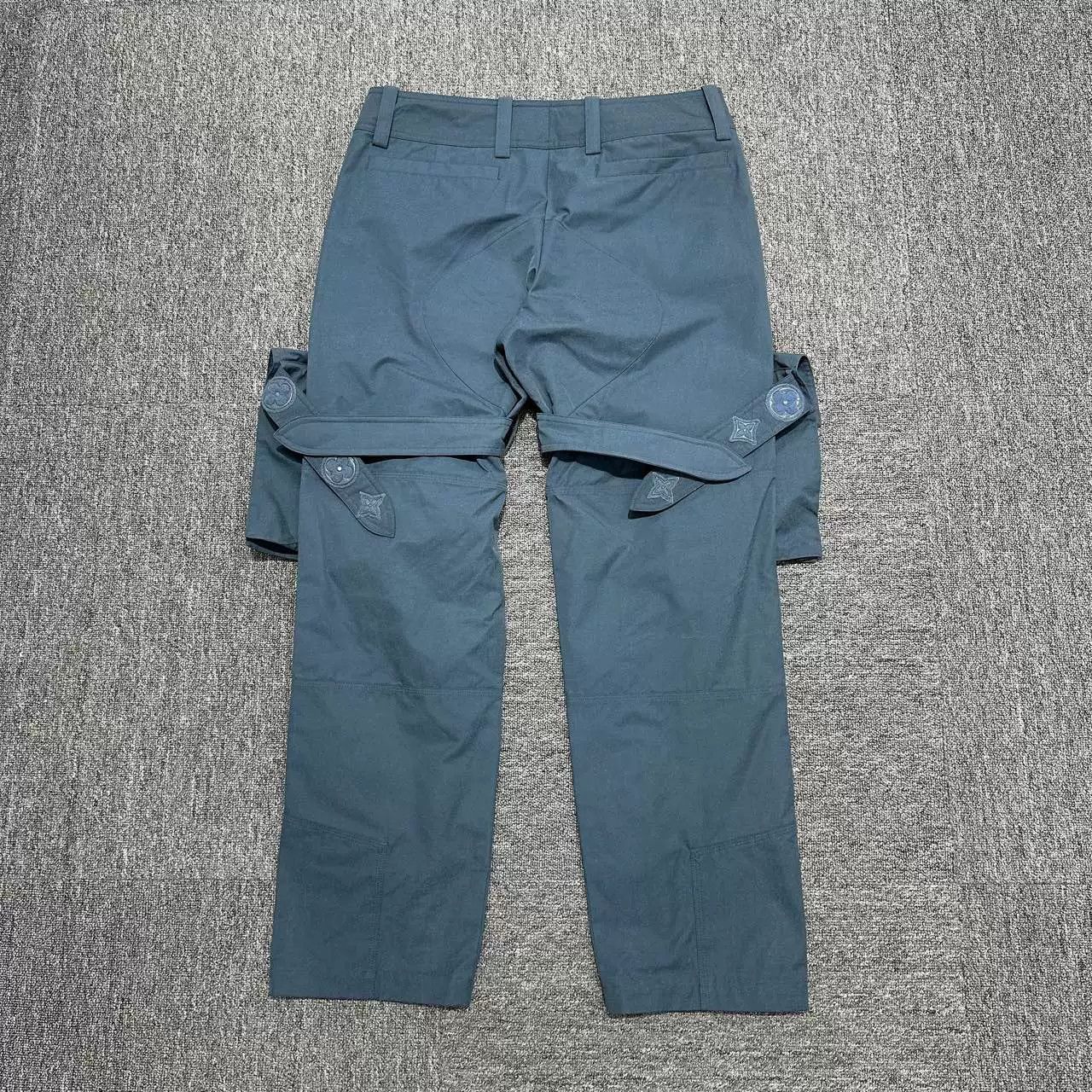 Louis Vuitton Louis Vuitton Cargo Pants with Pockets Size US 28 / EU 44 - 4 Thumbnail