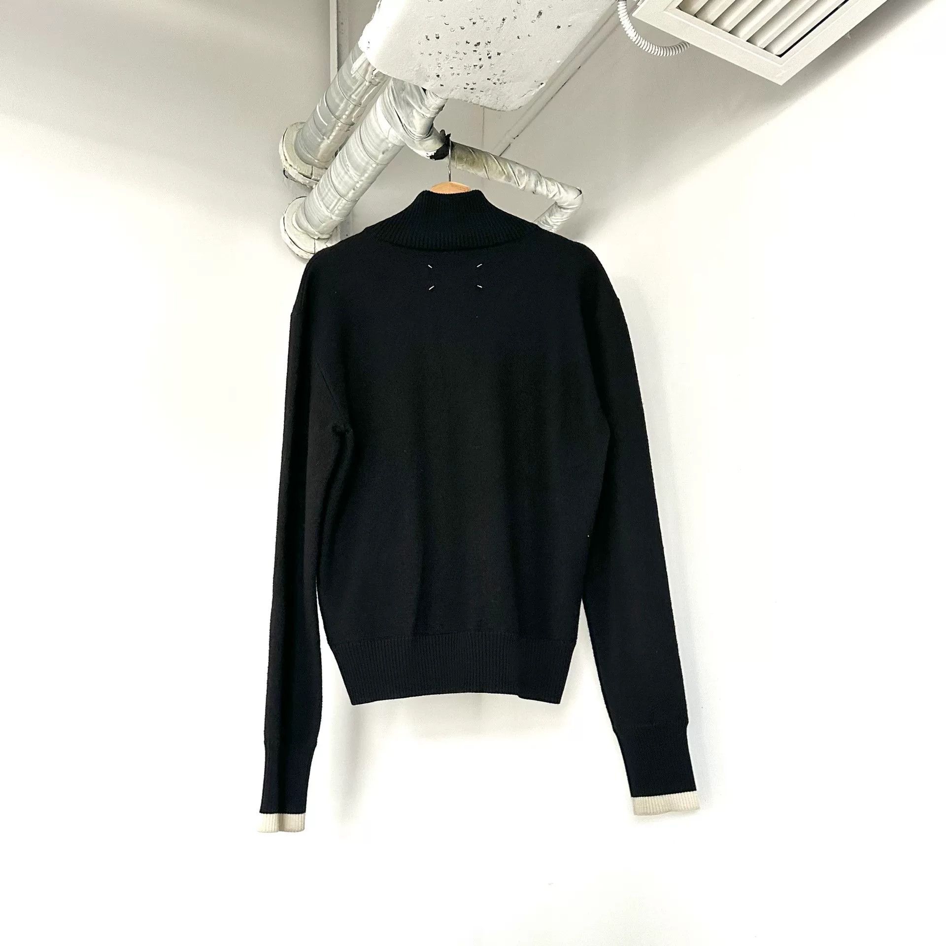 Maison Margiela Maison Margiela High Neck Zip Top Size L / US 10 / IT 46 - 2 Thumbnail