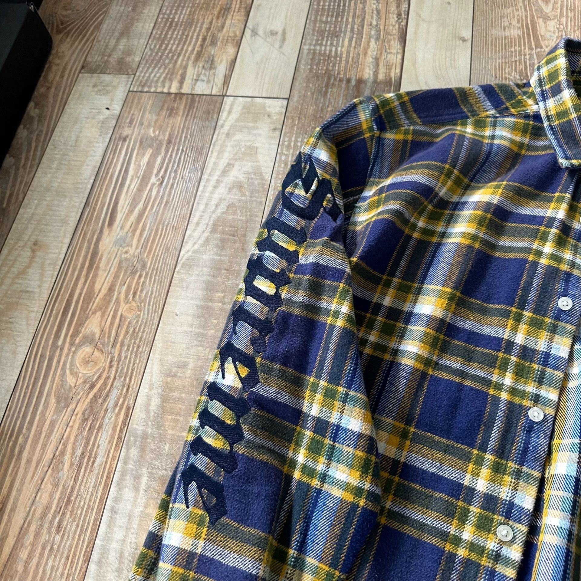 Supreme Supreme Old English Plaid Flannel Shirt Size US M / EU 48-50 / 2 - 5 Thumbnail