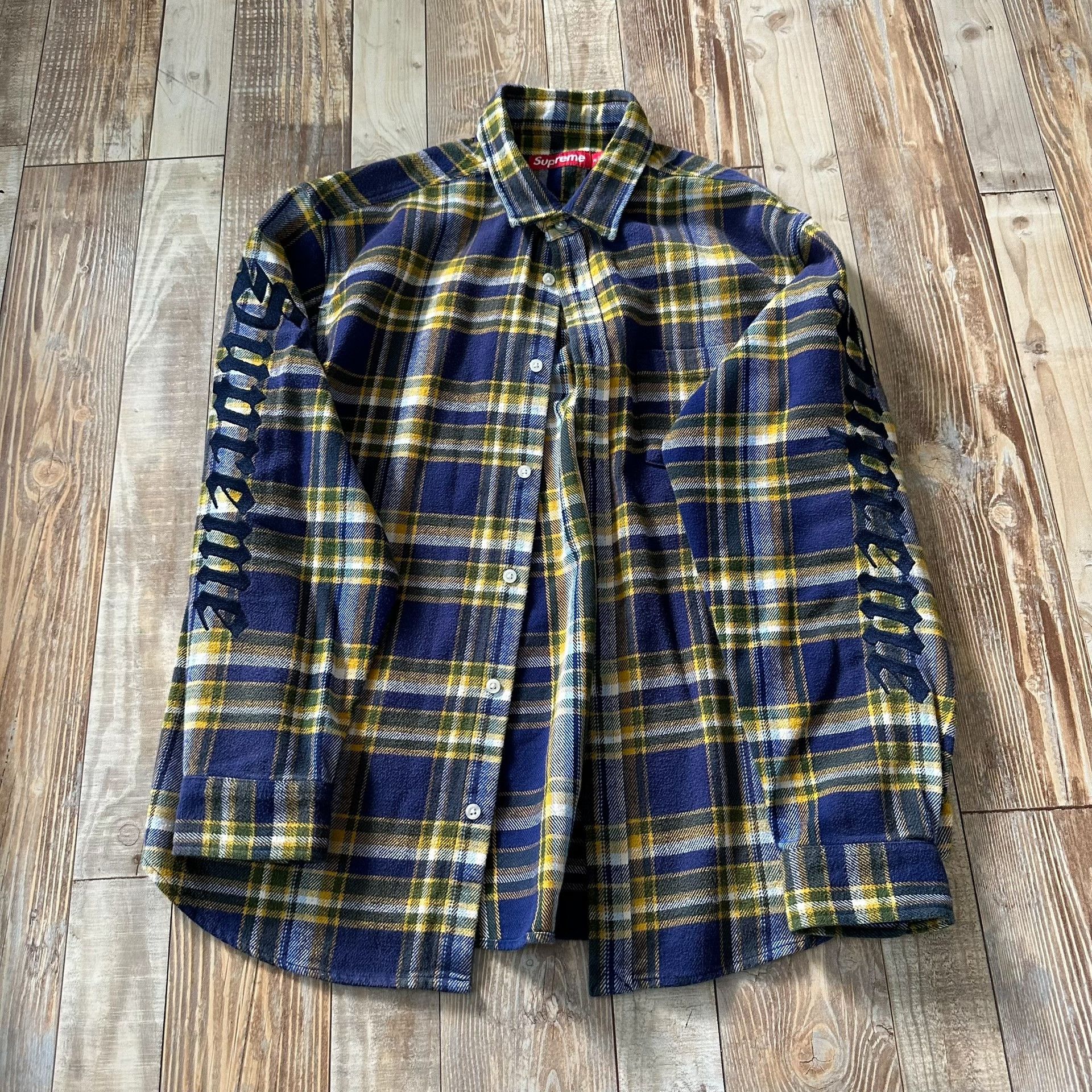 Supreme Supreme Old English Plaid Flannel Shirt Size US M / EU 48-50 / 2 - 6 Thumbnail