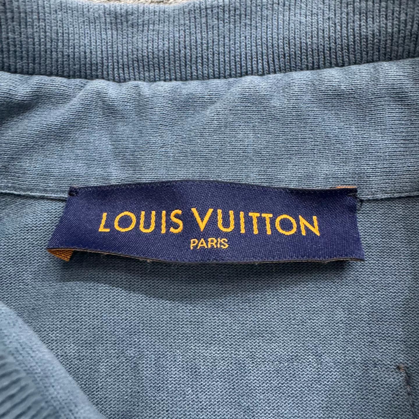 Louis Vuitton Louis Vuitton Flocked Stripe Short Sleeve Size US L / EU 52-54 / 3 - 2 Thumbnail