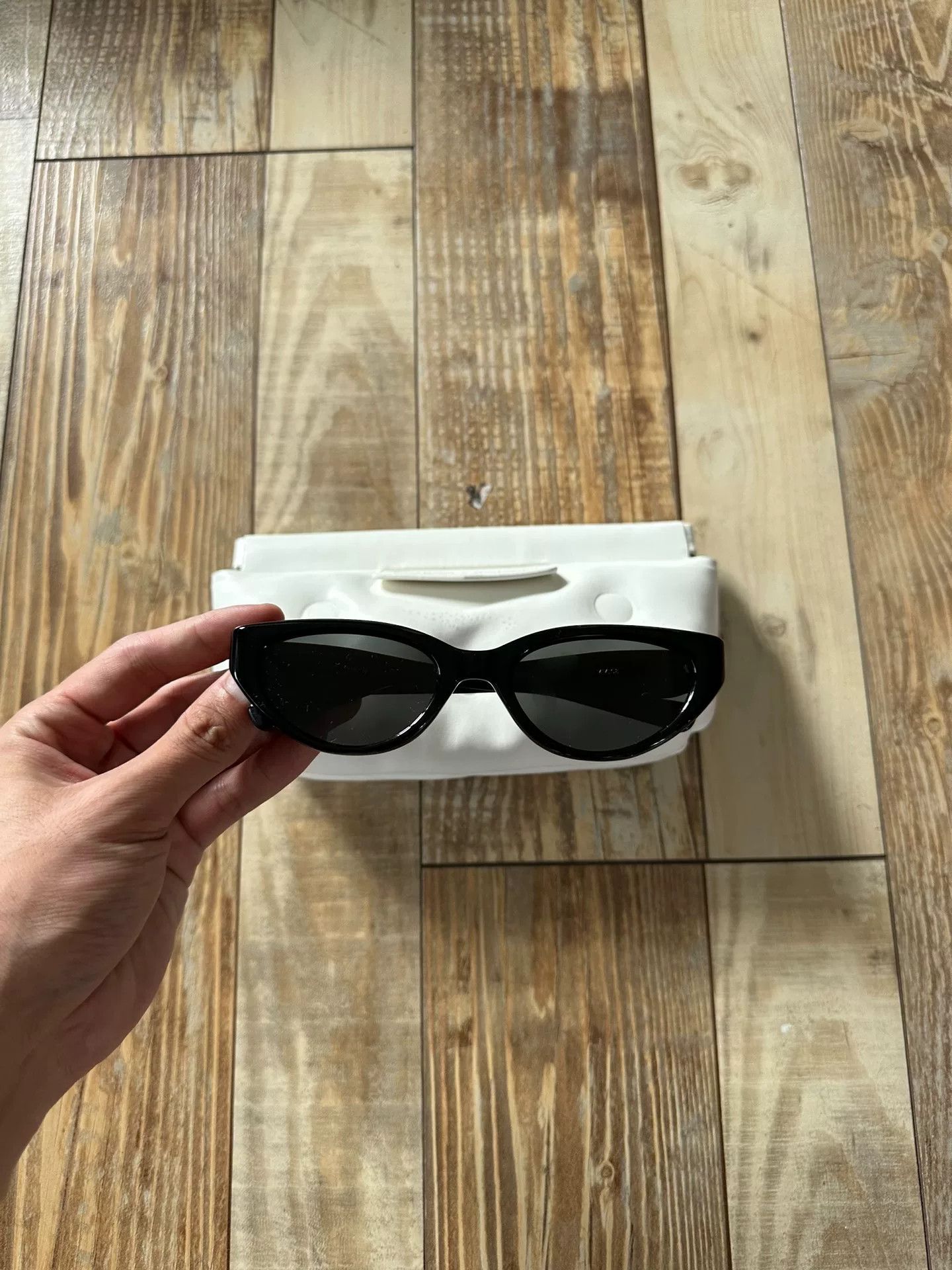 Gentle Monster Maison Margiela X Gentle Monster Cat-Eye Sunglasses Size ONE SIZE - 2 Thumbnail