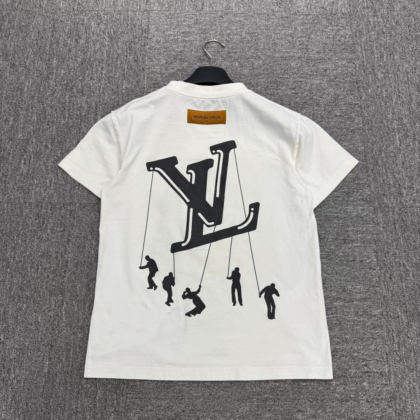 Louis Vuitton Louis Vuitton Paratrooper Short Sleeve Size US S / EU 44-46 / 1 - 5 Thumbnail