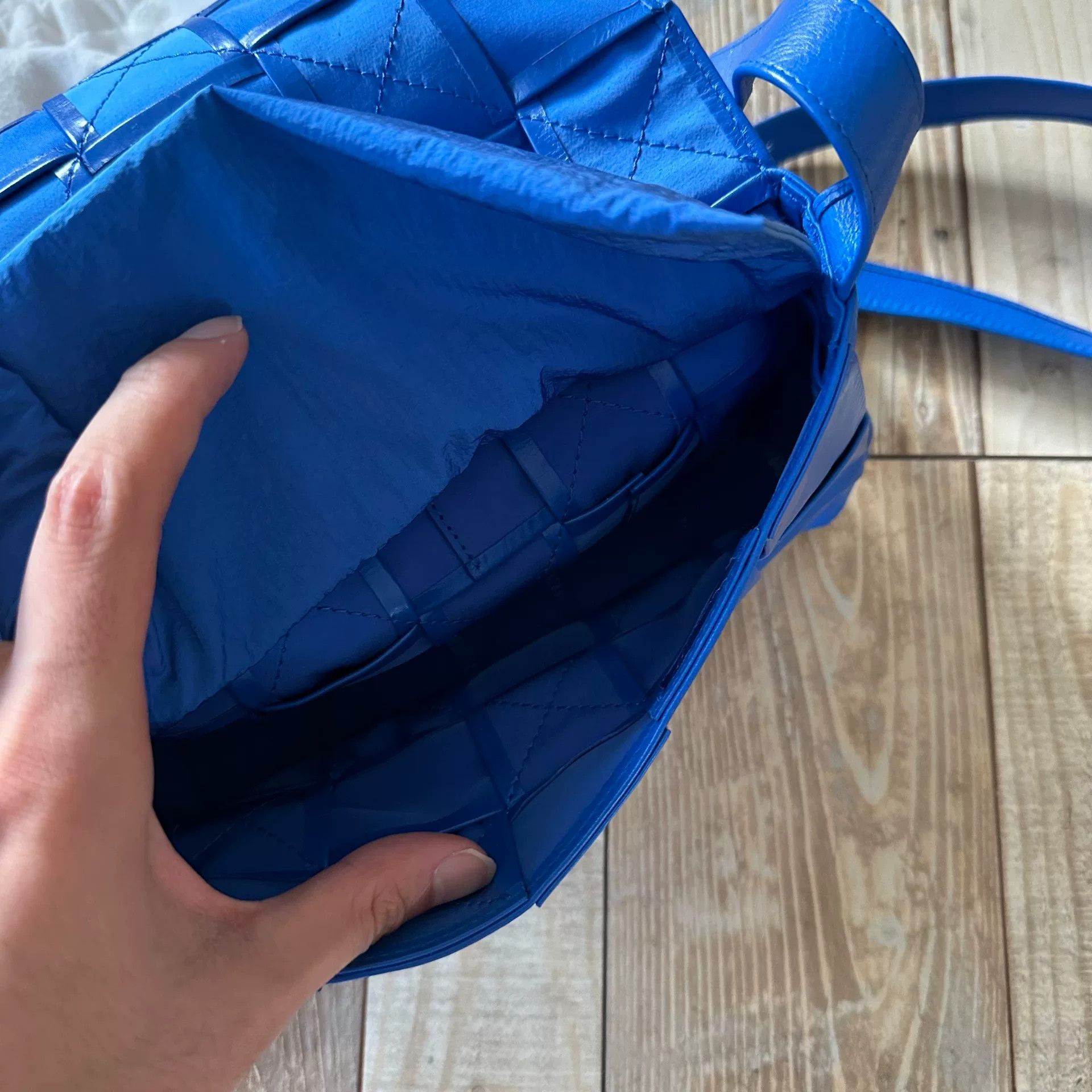 Bottega Veneta Bottega Veneta Blue Woven Crossbody Bag Size ONE SIZE - 6 Thumbnail