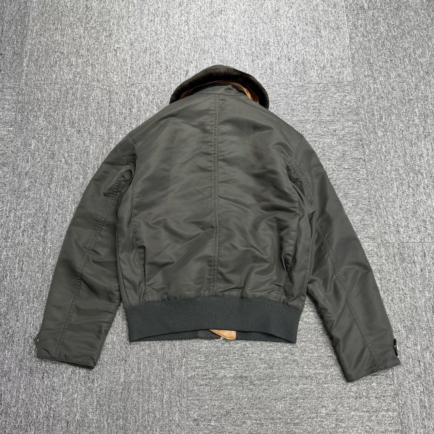Hermes Hermes Mink Collar Bomber Jacket Size US S / EU 44-46 / 1 - 5 Thumbnail