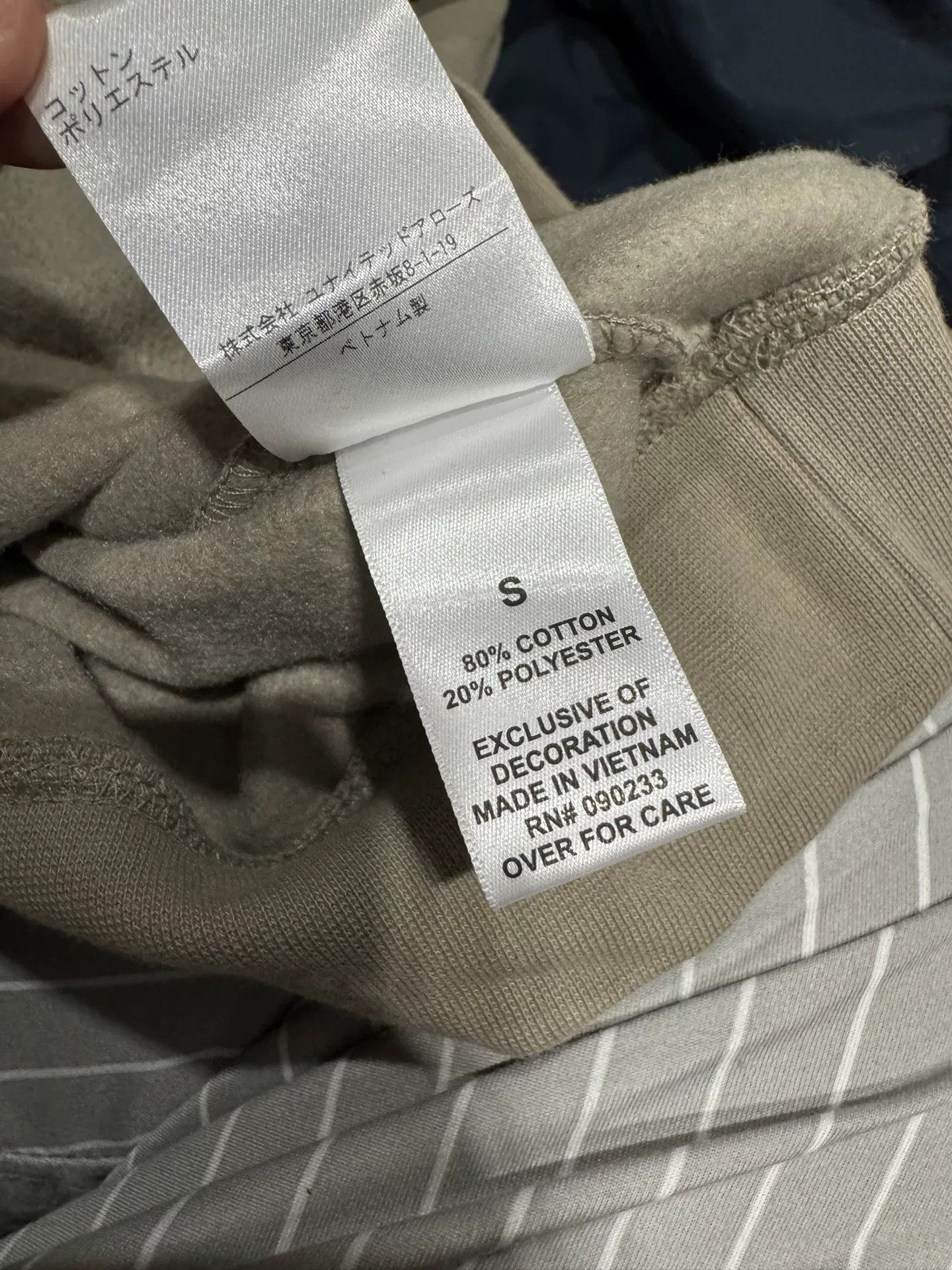 Fear of God Fear of God Essentials Solid Hoodie Size US S / EU 44-46 / 1 - 8 Thumbnail