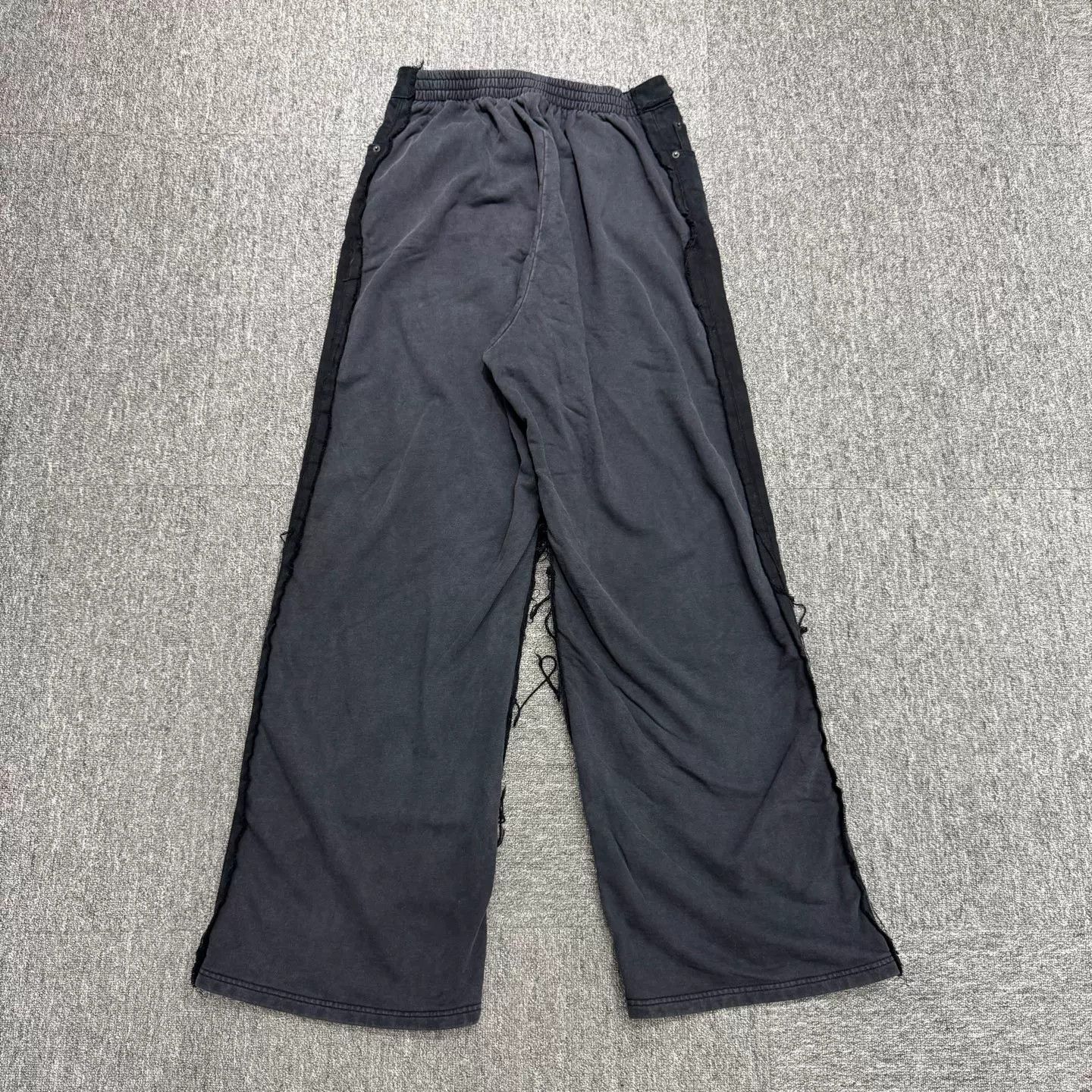 Balenciaga Balenciaga Distressed Front-Back Panel Jeans Size US 31 - 5 Thumbnail
