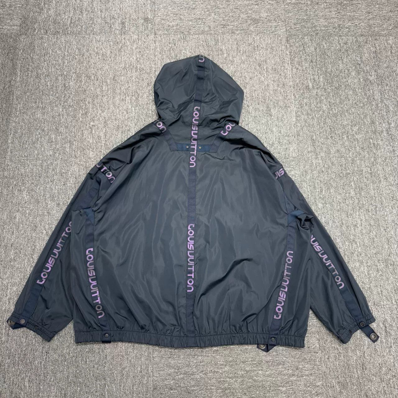 Louis Vuitton Louis Vuitton Iridescent Letters Hooded Jacket Size US M / EU 48-50 / 2 - 5 Thumbnail