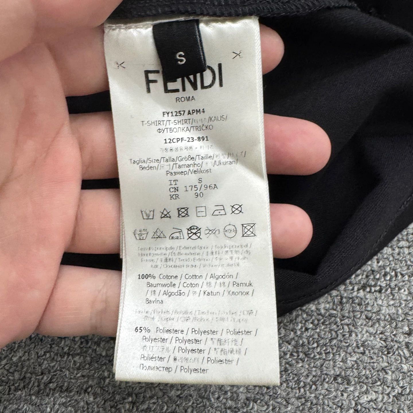 Fendi Fendi Monogram Pocket Short Sleeve Size US S / EU 44-46 / 1 - 4 Thumbnail