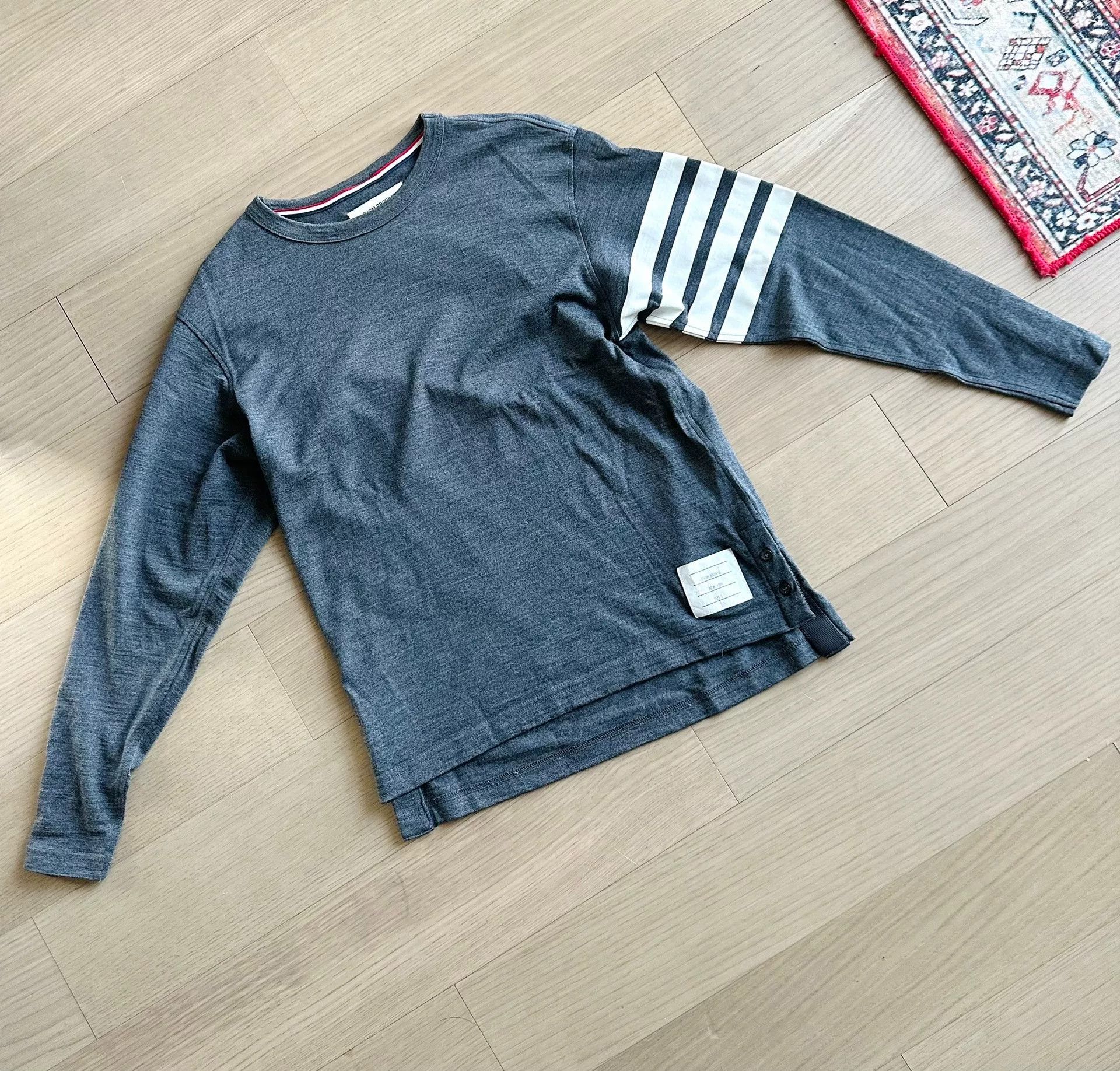 Thom Browne Thom Browne Wool Sweatshirt Unisex Size US S / EU 44-46 / 1 - 4 Thumbnail