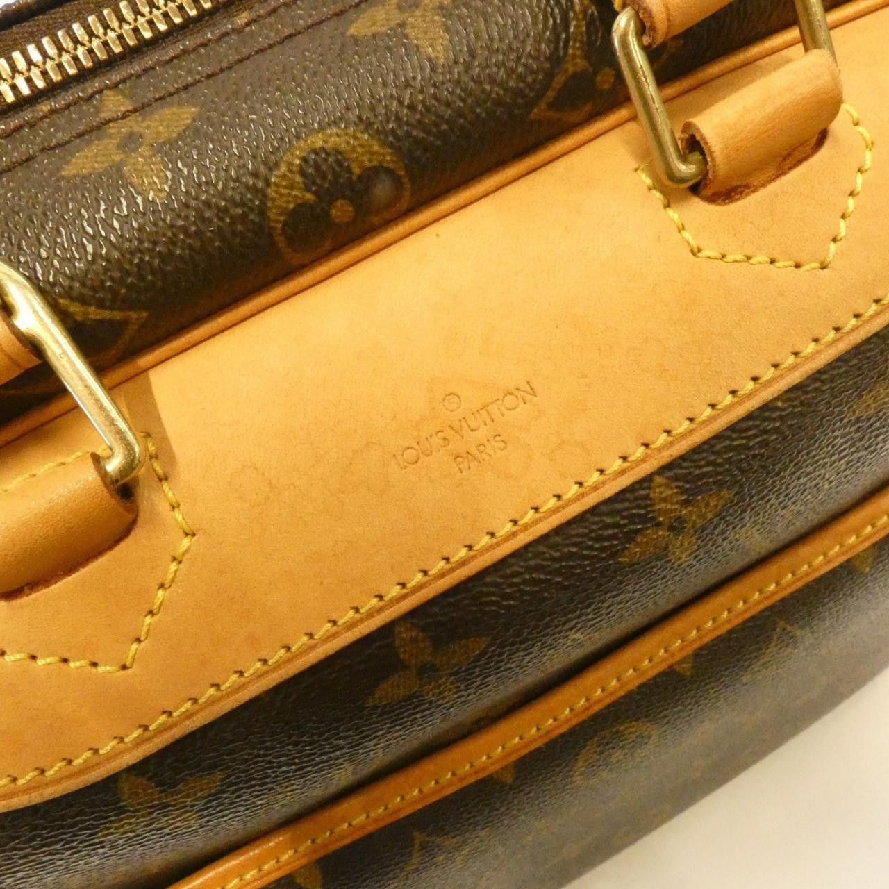Louis Vuitton Louis Vuitton Louis Vuitton Monogram Bag Textile Vanity Bag M47270 DUTY FREE for USA Size ONE SIZE - 5 Thumbnail