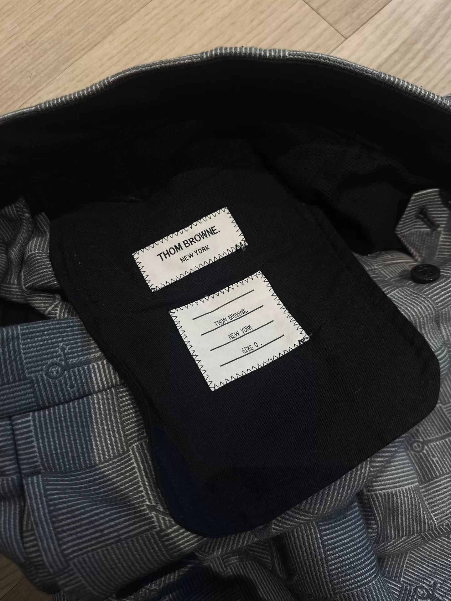 Thom Browne Thom Browne SS14 Suit Shorts Size US 30 / EU 46 - 7 Thumbnail