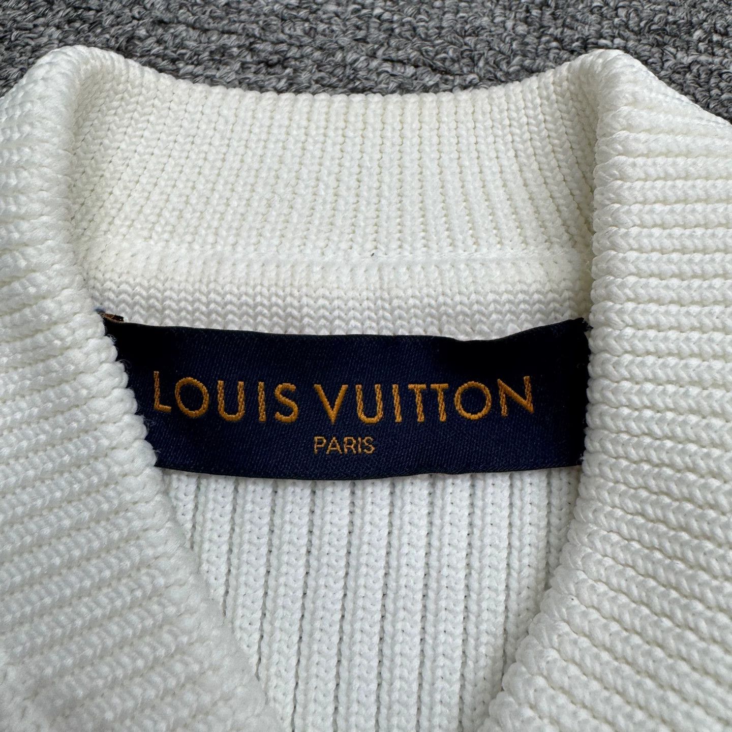 Louis Vuitton Louis Vuitton Multi-Pocket Utility Vest Size US L / EU 52-54 / 3 - 2 Thumbnail