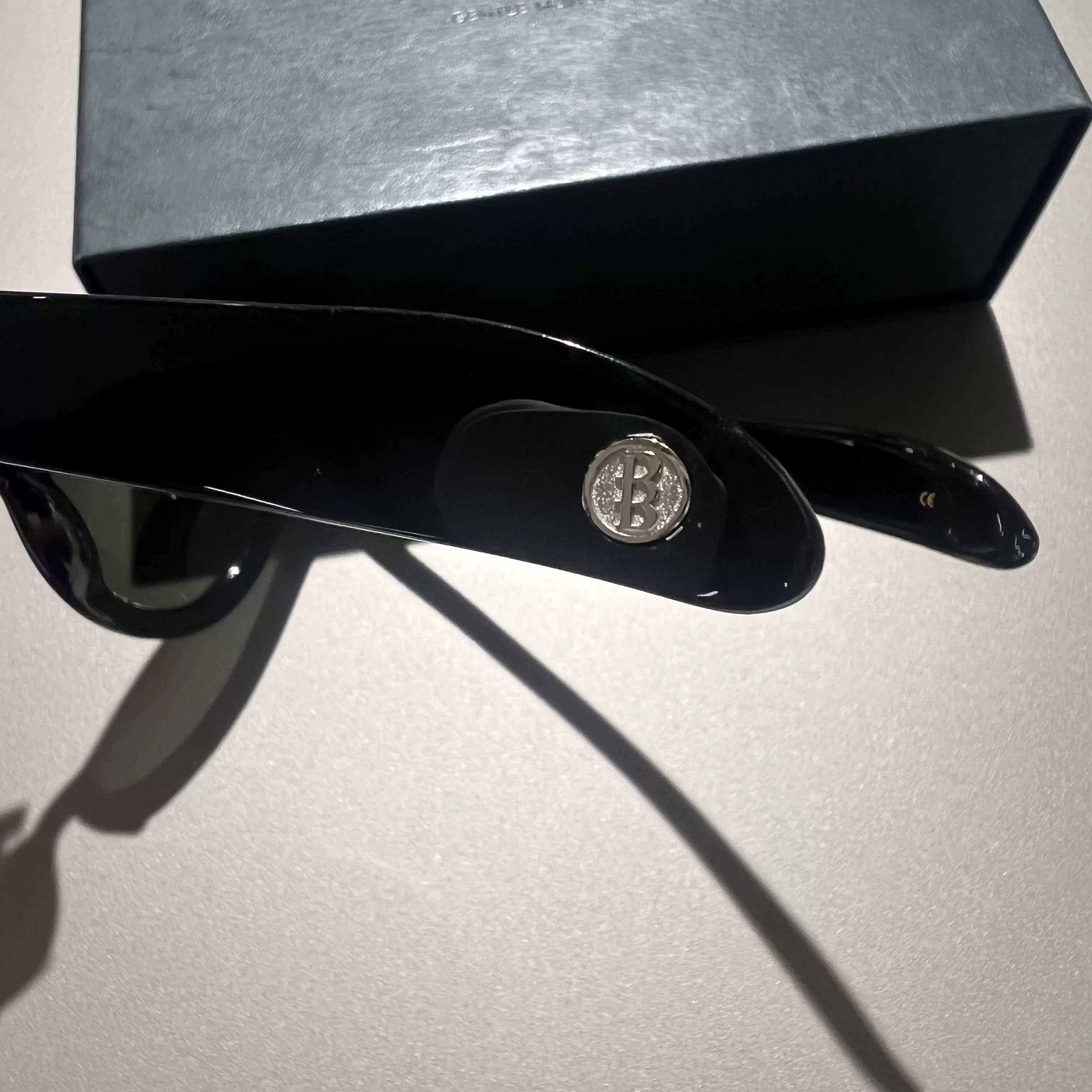 Gentle Monster Gentle Monster x pushBUTTON Sunglasses Size ONE SIZE - 4 Thumbnail