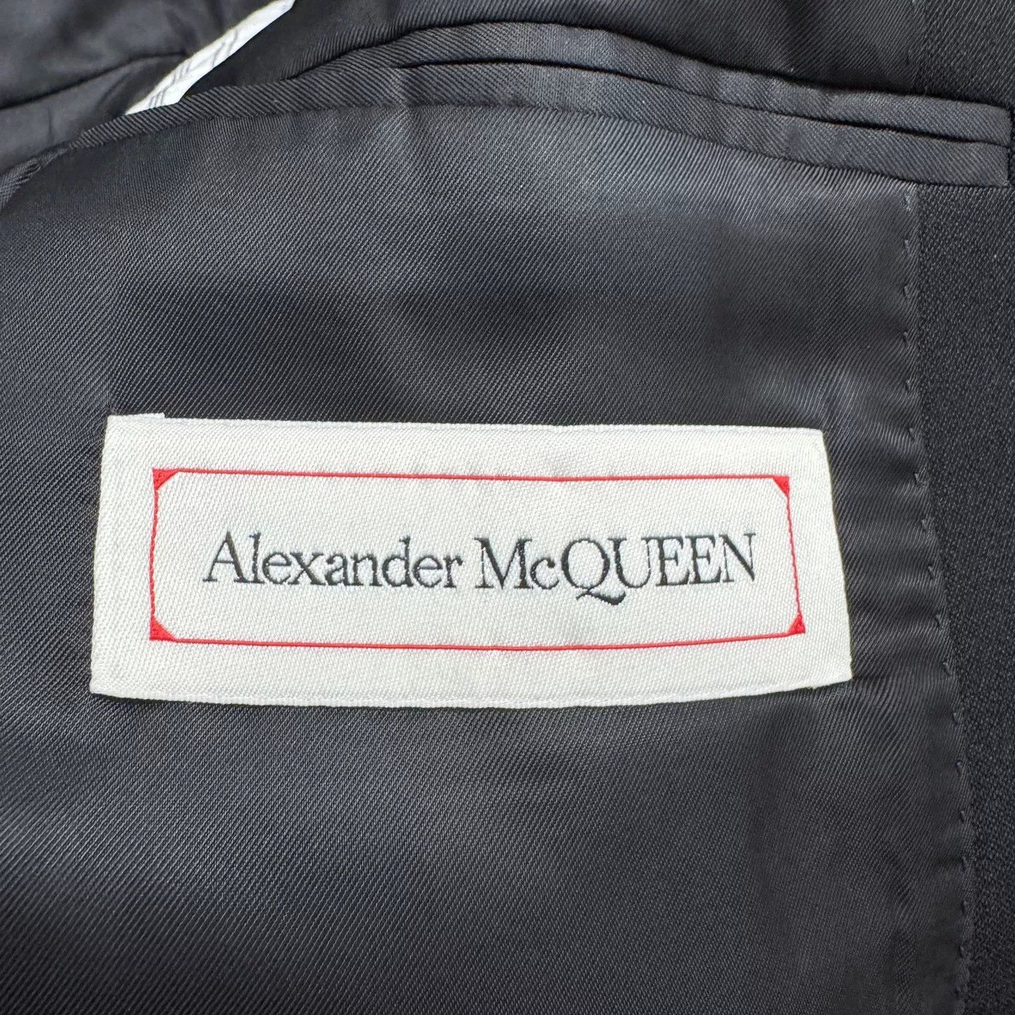 Alexander McQueen Alexander McQueen Pearl Dragonfly Wool Blazer Size US S / EU 44-46 / 1 - 4 Thumbnail