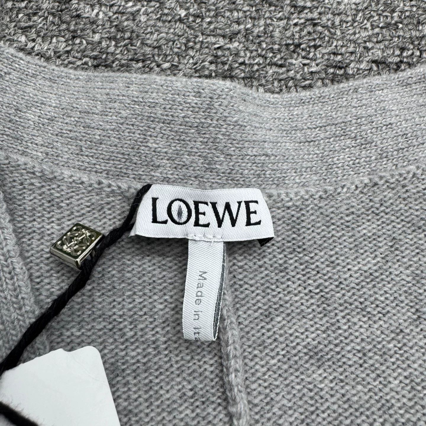 Loewe LOEWE x Suna Fujita Cartoon Embroidery Wool Cardigan Size US S / EU 44-46 / 1 - 3 Thumbnail