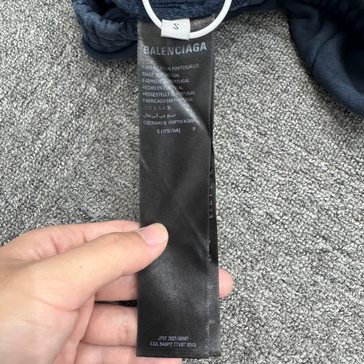 Balenciaga Balenciaga Embroidered Distressed Letter Casual Pants Size US 26 / EU 42 - 3 Thumbnail