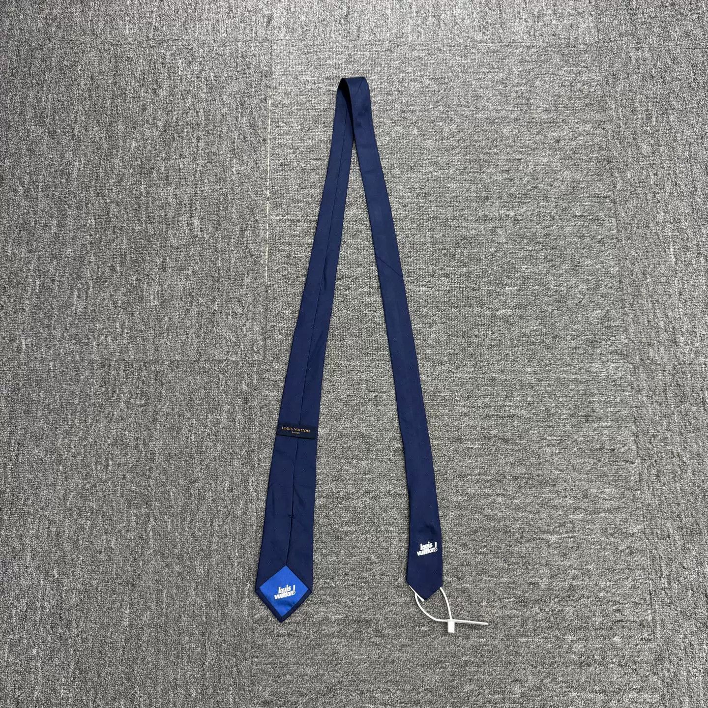 Louis Vuitton Louis Vuitton LV Monogram Tie Size ONE SIZE - 4 Thumbnail