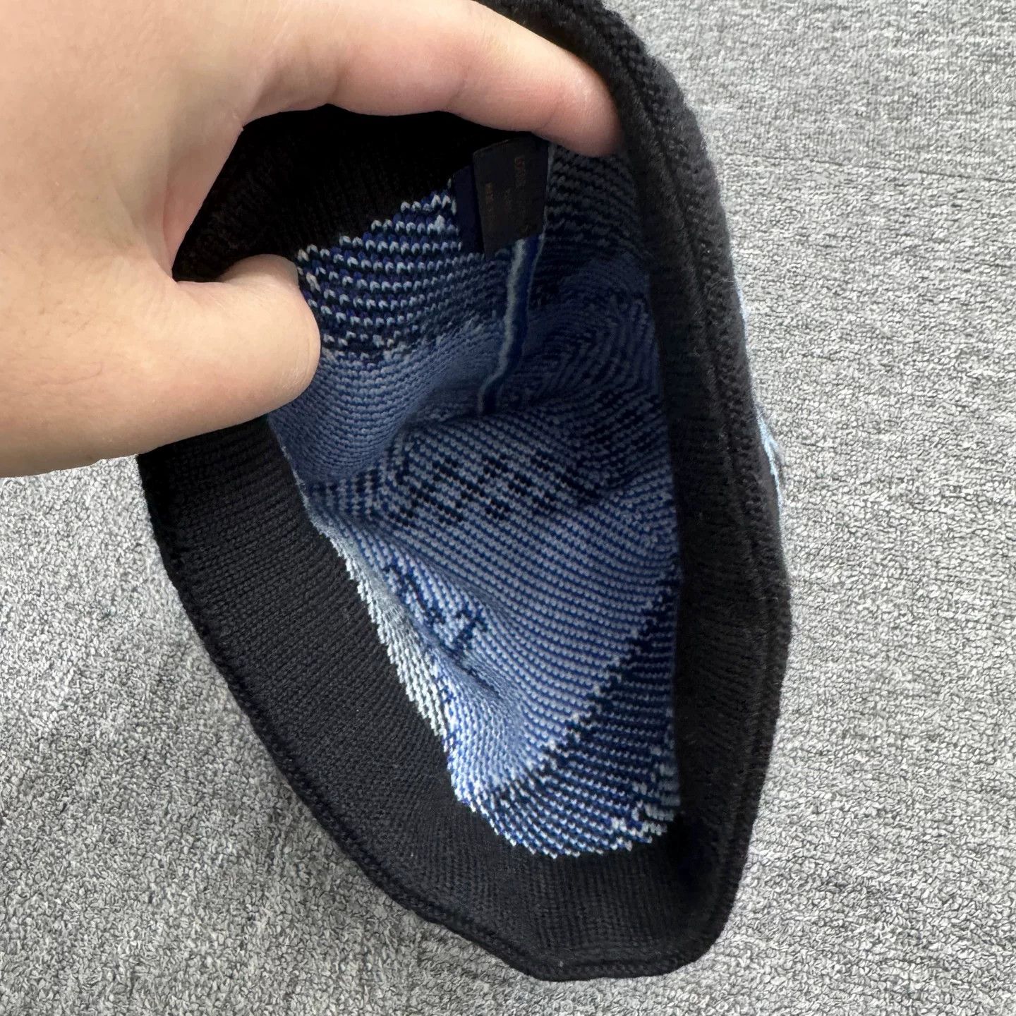 Louis Vuitton Louis Vuitton Damier Wool Beanie Size ONE SIZE - 3 Thumbnail