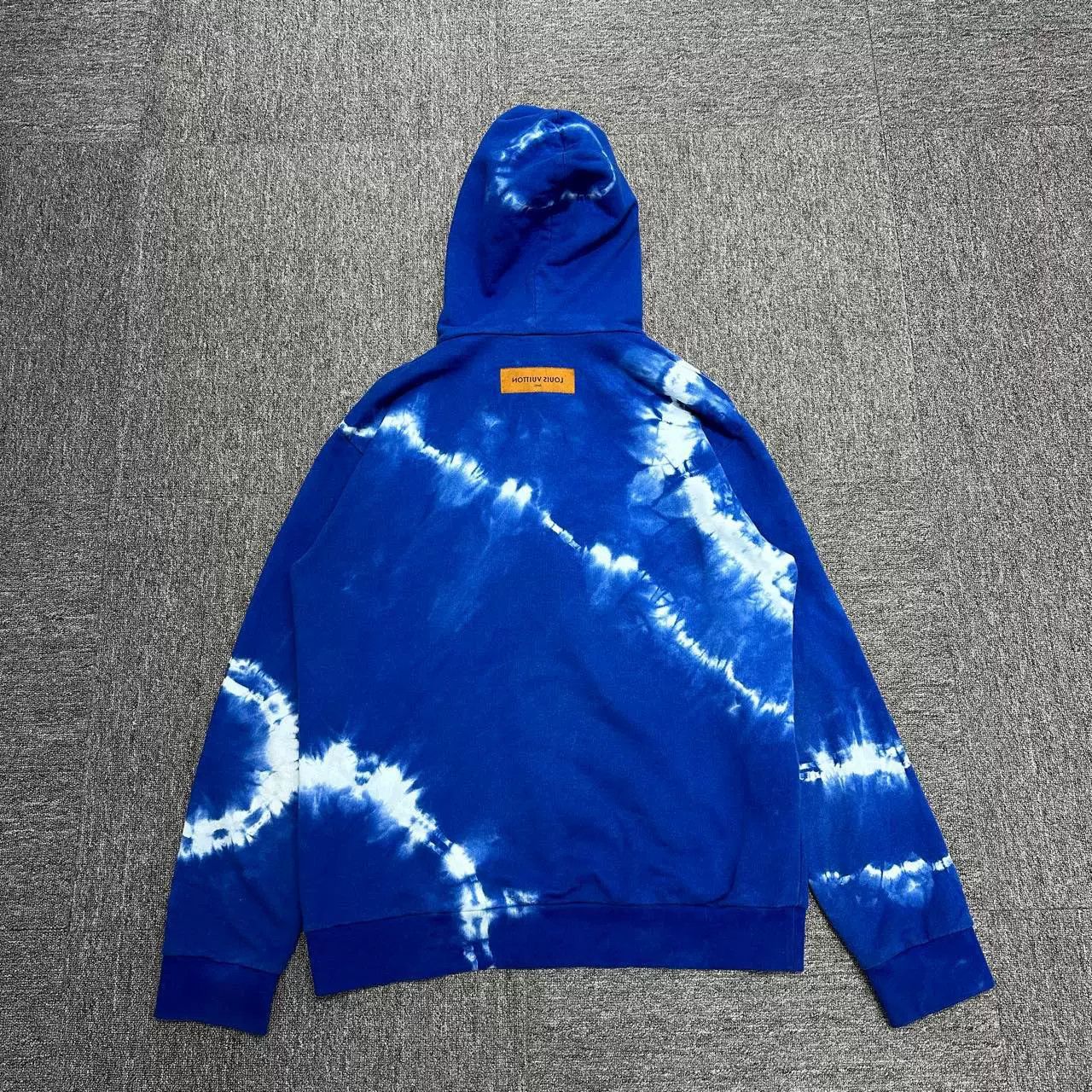 Louis Vuitton Louis Vuitton Tie-Dye Hoodie Size US XL / EU 56 / 4 - 4 Thumbnail