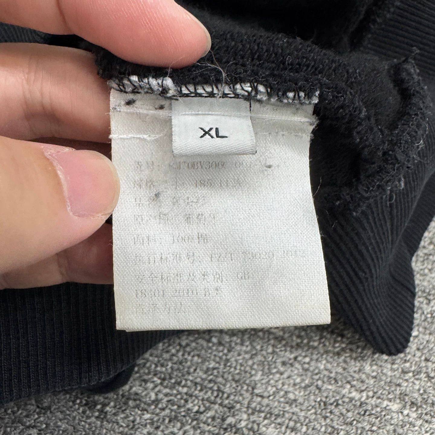 Givenchy Givenchy Distressed Printed Sweatshirt Size US XL / EU 56 / 4 - 5 Thumbnail