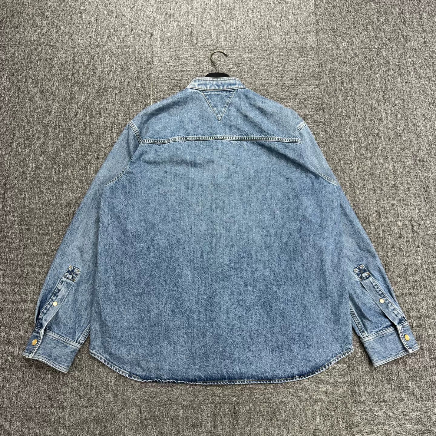 Bottega Veneta Bottega Veneta Washed Distressed Denim Jacket Size US S / EU 44-46 / 1 - 5 Thumbnail