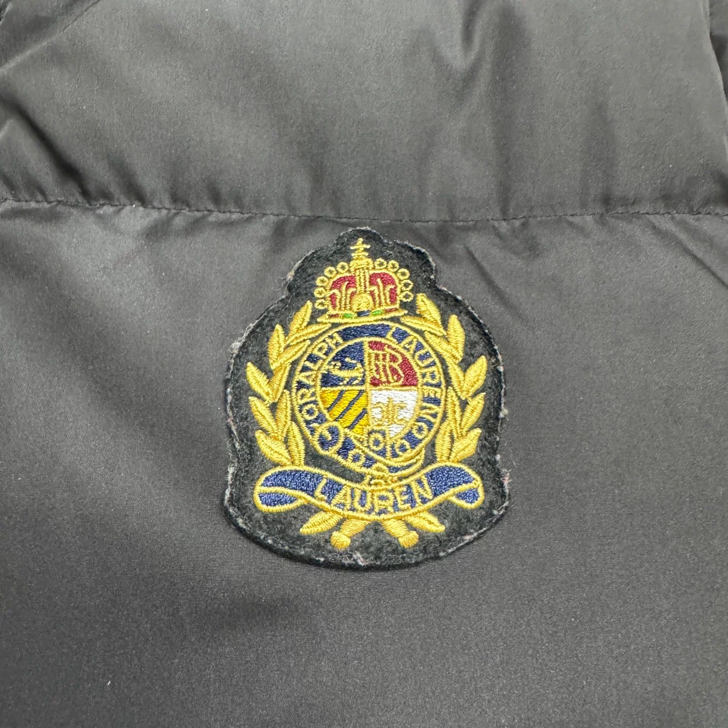 Ralph Lauren Ralph Lauren Embroidered Badge Down Jacket Size US M / EU 48-50 / 2 - 2 Thumbnail