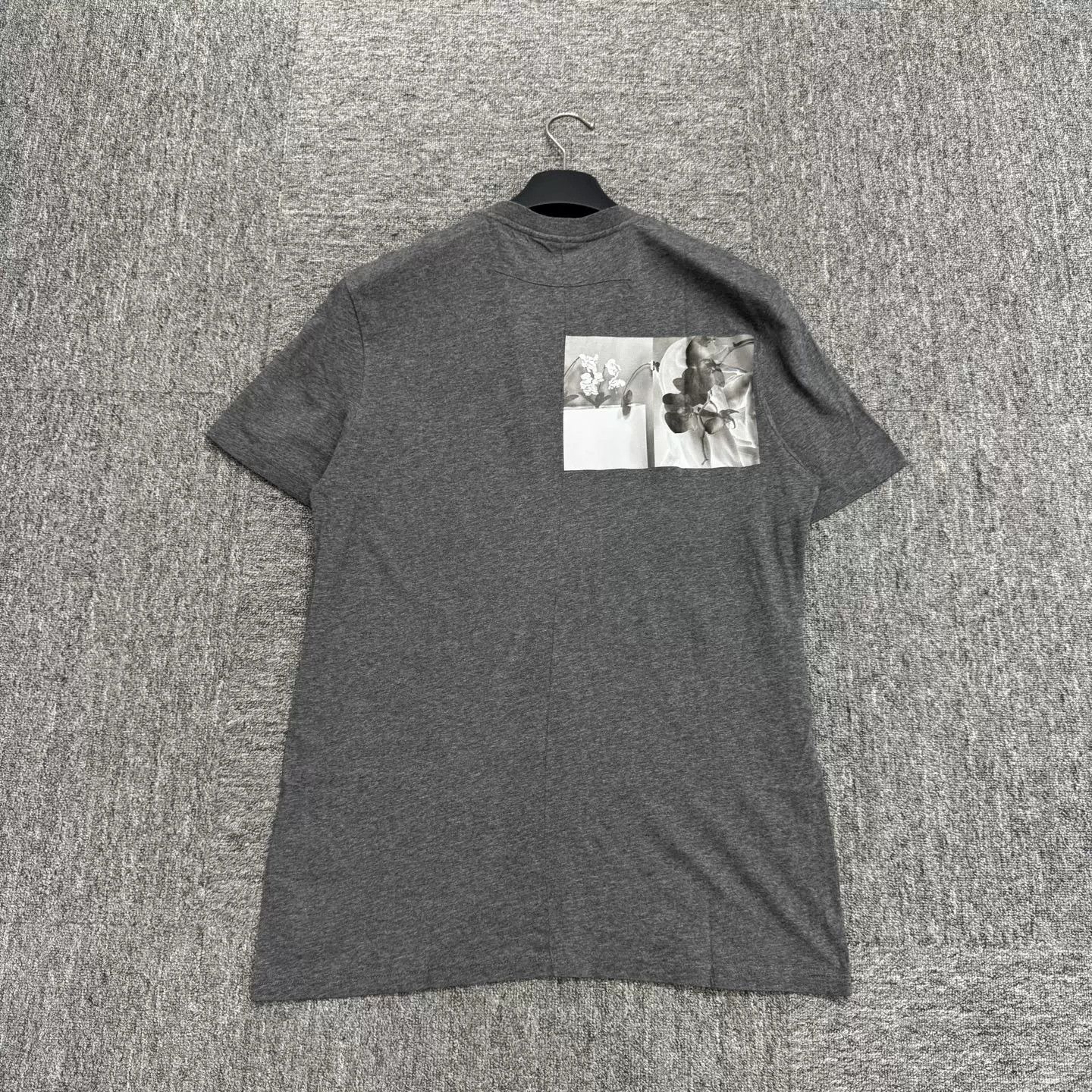 Givenchy Givenchy Graffiti Madonna Short Sleeve Size US M / EU 48-50 / 2 - 5 Thumbnail