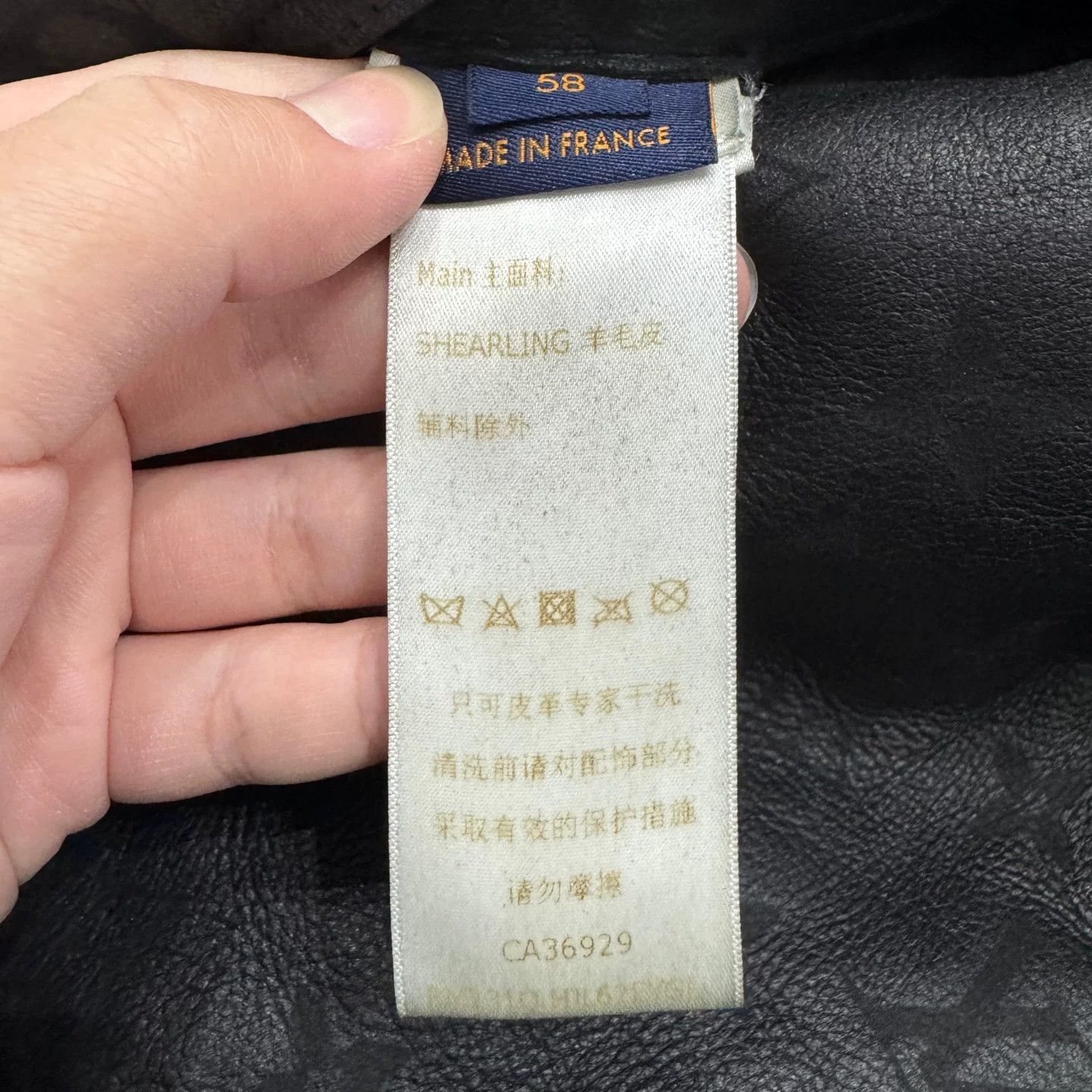 Louis Vuitton Louis Vuitton Embossed Monogram Shearling Jacket Size US XXL / EU 58 / 5 - 3 Thumbnail