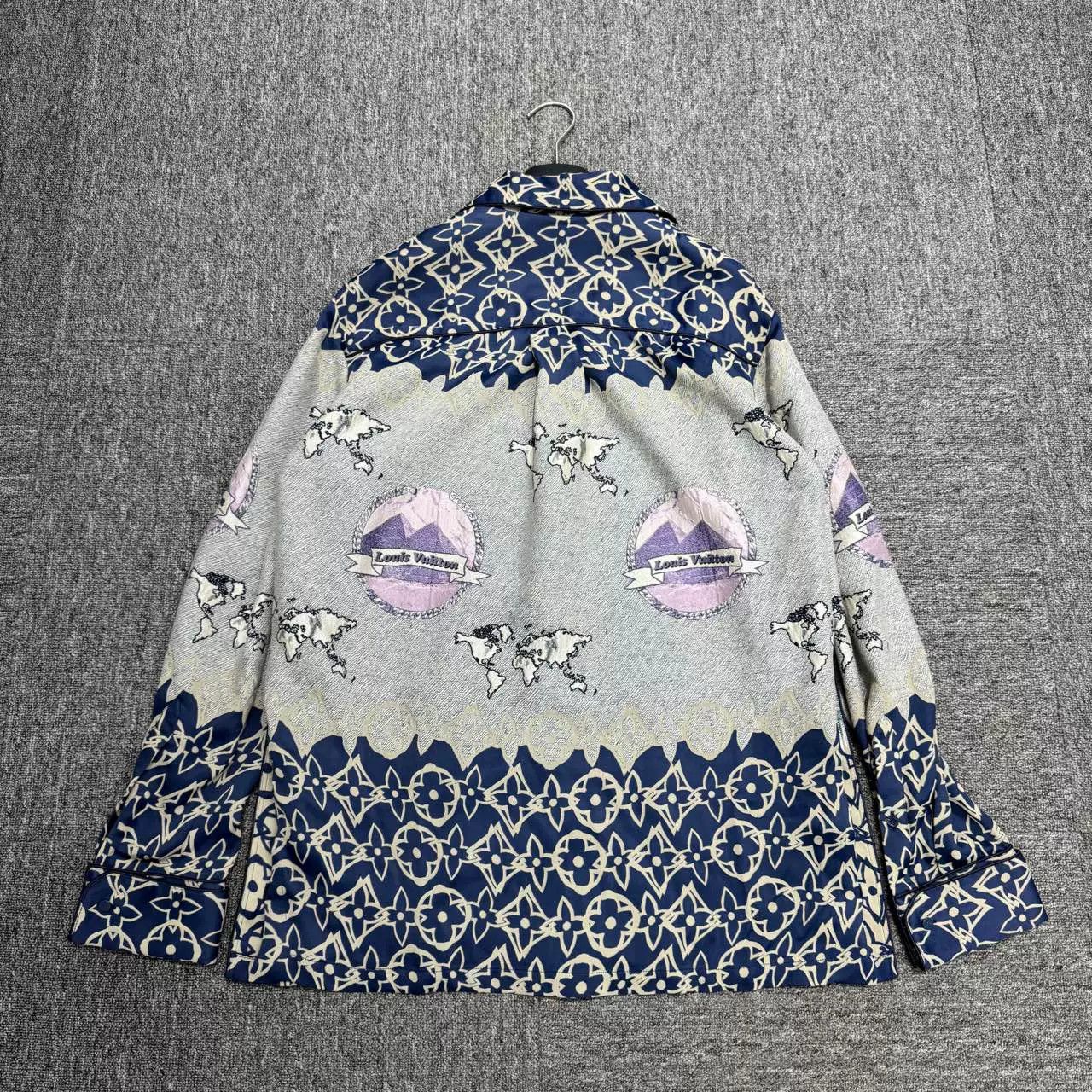 Louis Vuitton Louis Vuitton Monogram All-Over Print Shirt Size US XS / EU 42 / 0 - 5 Thumbnail