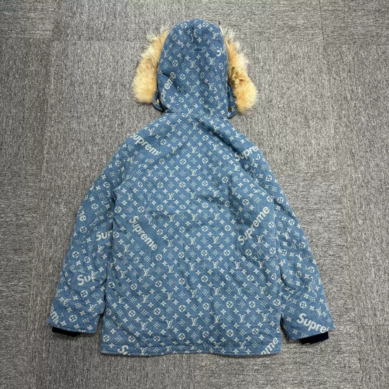 Louis Vuitton Louis Vuitton Supreme Monogram Padded Jacket Size US S / EU 44-46 / 1 - 5 Thumbnail