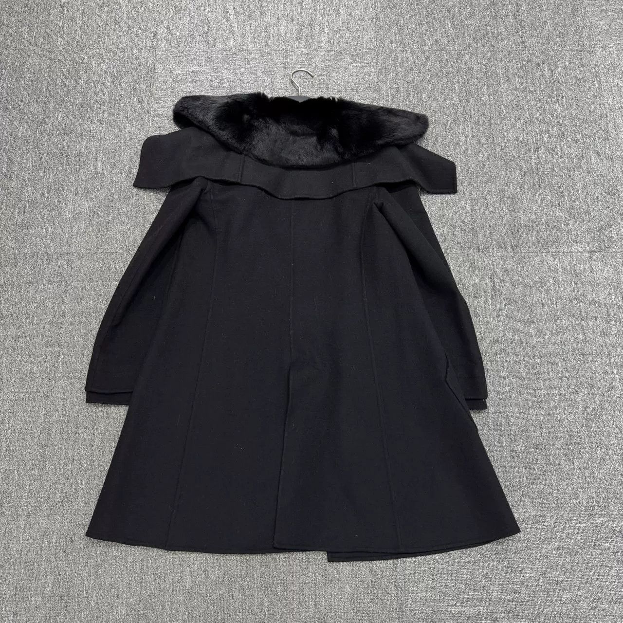Giorgio Armani Giorgio Armani Fur Collar Coat Size US XXS / EU 40 - 5 Thumbnail