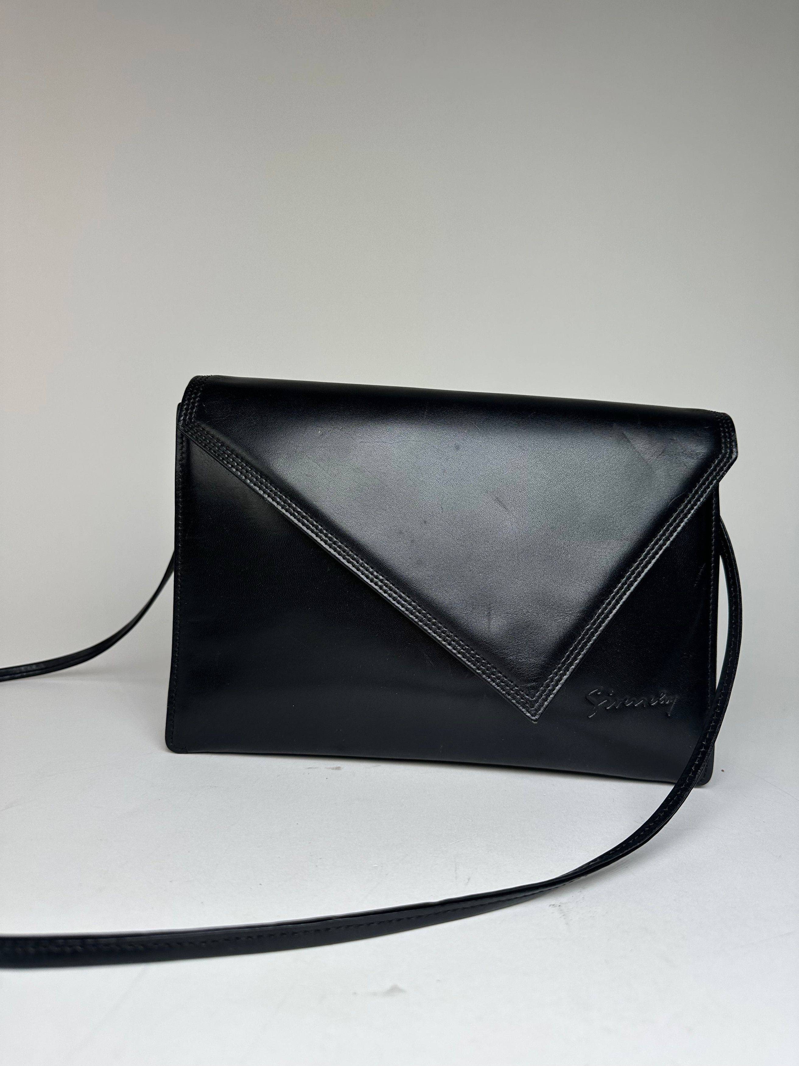 Givenchy Vintage Asymetric Leather Shoulder Bag Black Size ONE SIZE - 7 Thumbnail