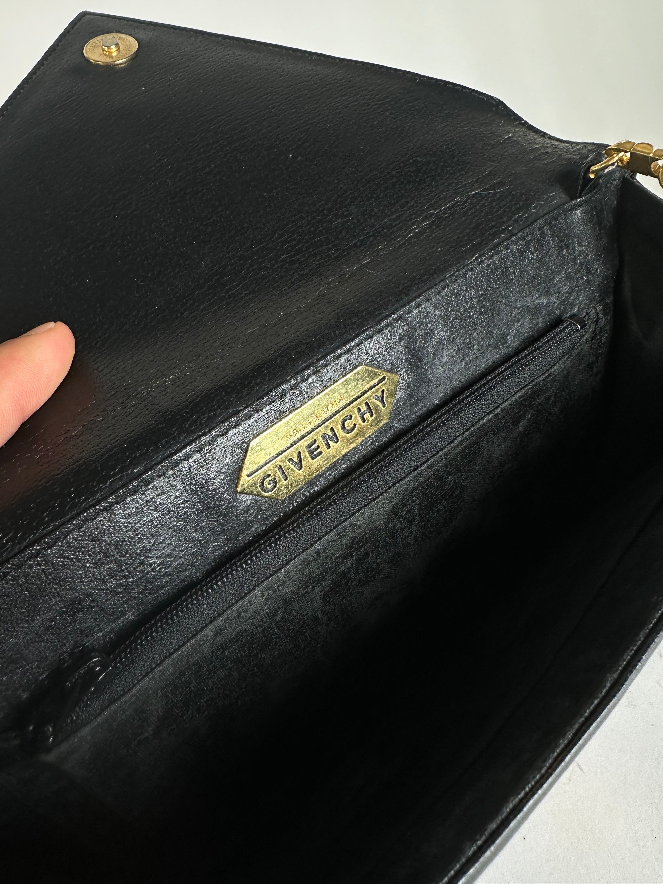 Givenchy Vintage Asymetric Leather Shoulder Bag Black Size ONE SIZE - 6 Thumbnail