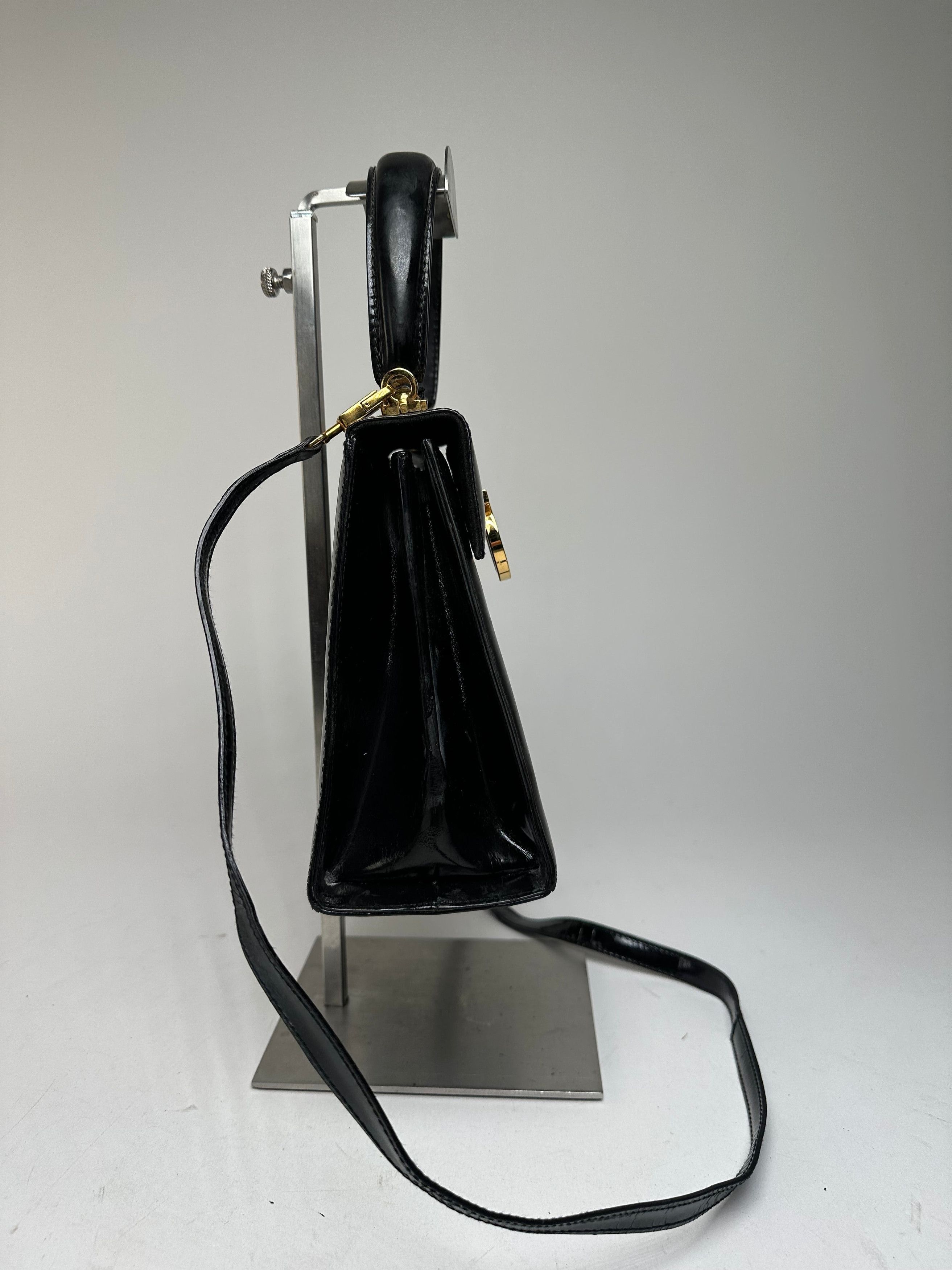 Salvatore Ferragamo Vintage 2Way Patent Leather Handbag Black Size ONE SIZE - 8 Thumbnail