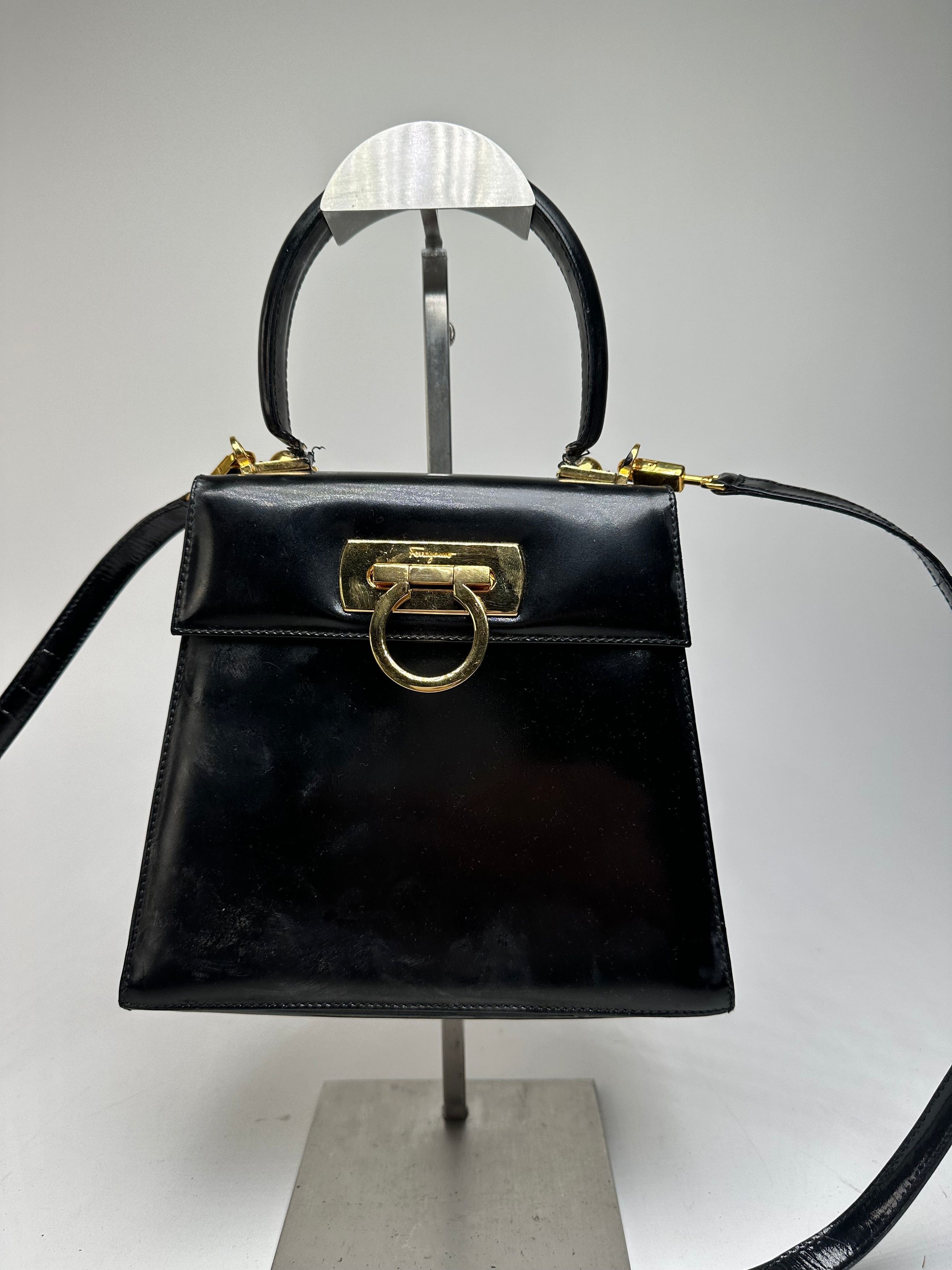 Salvatore Ferragamo Vintage 2Way Patent Leather Handbag Black Size ONE SIZE - 7 Thumbnail