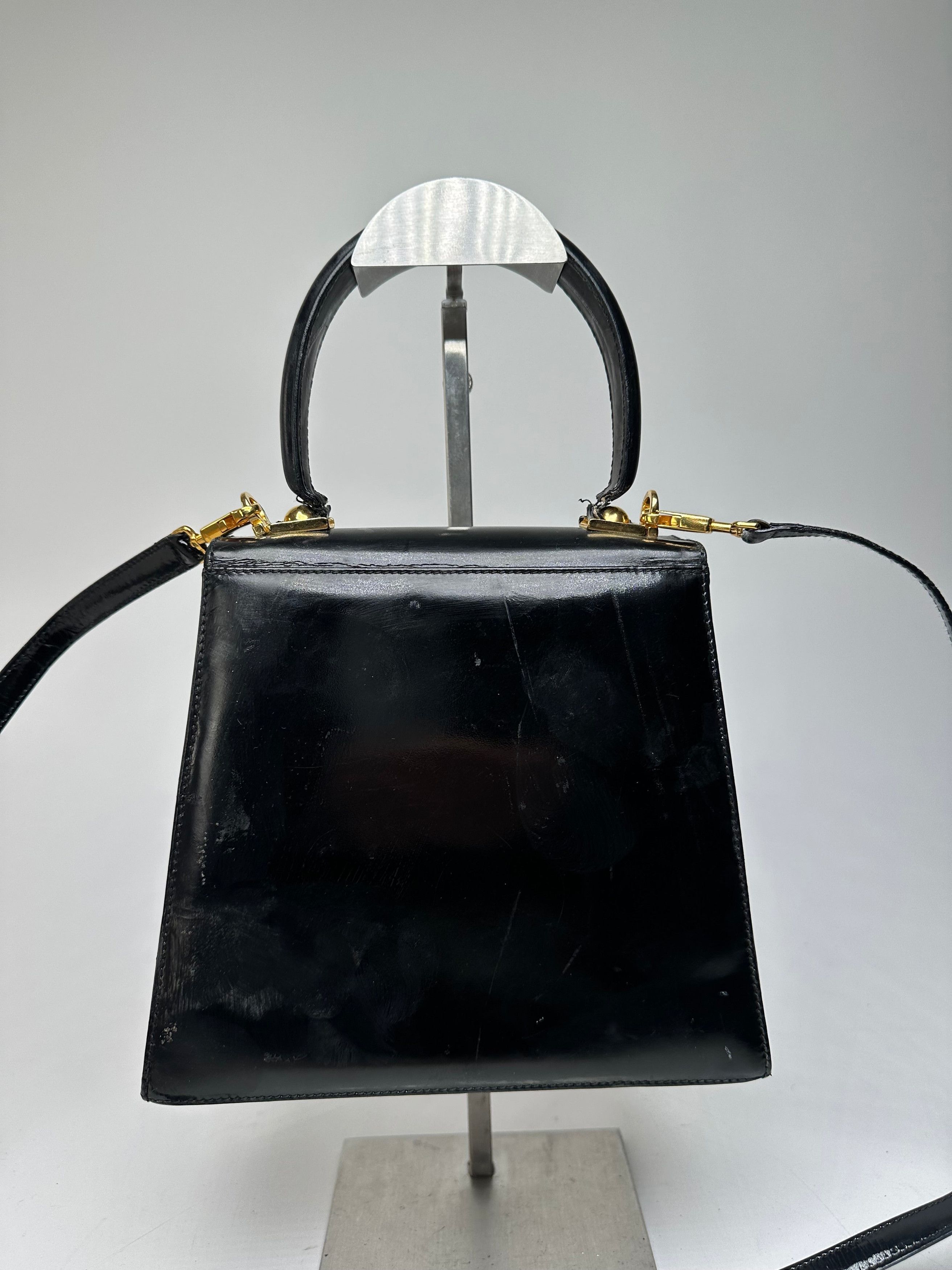 Salvatore Ferragamo Vintage 2Way Patent Leather Handbag Black Size ONE SIZE - 9 Thumbnail