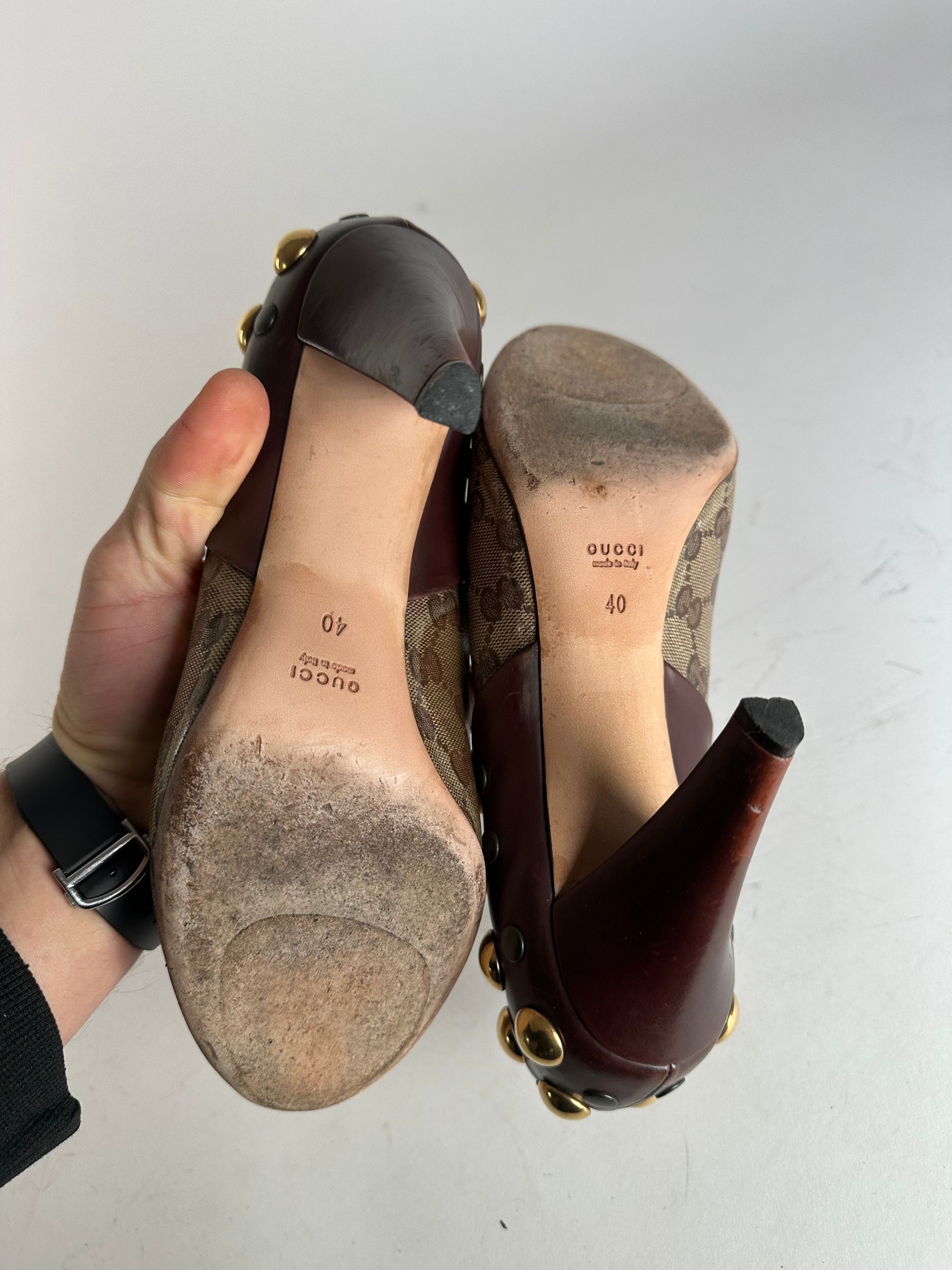 Gucci Vintage Studded Monogram Leather Pumps Beige Brown EU40 Size US 7 / IT 37 - 10 Thumbnail