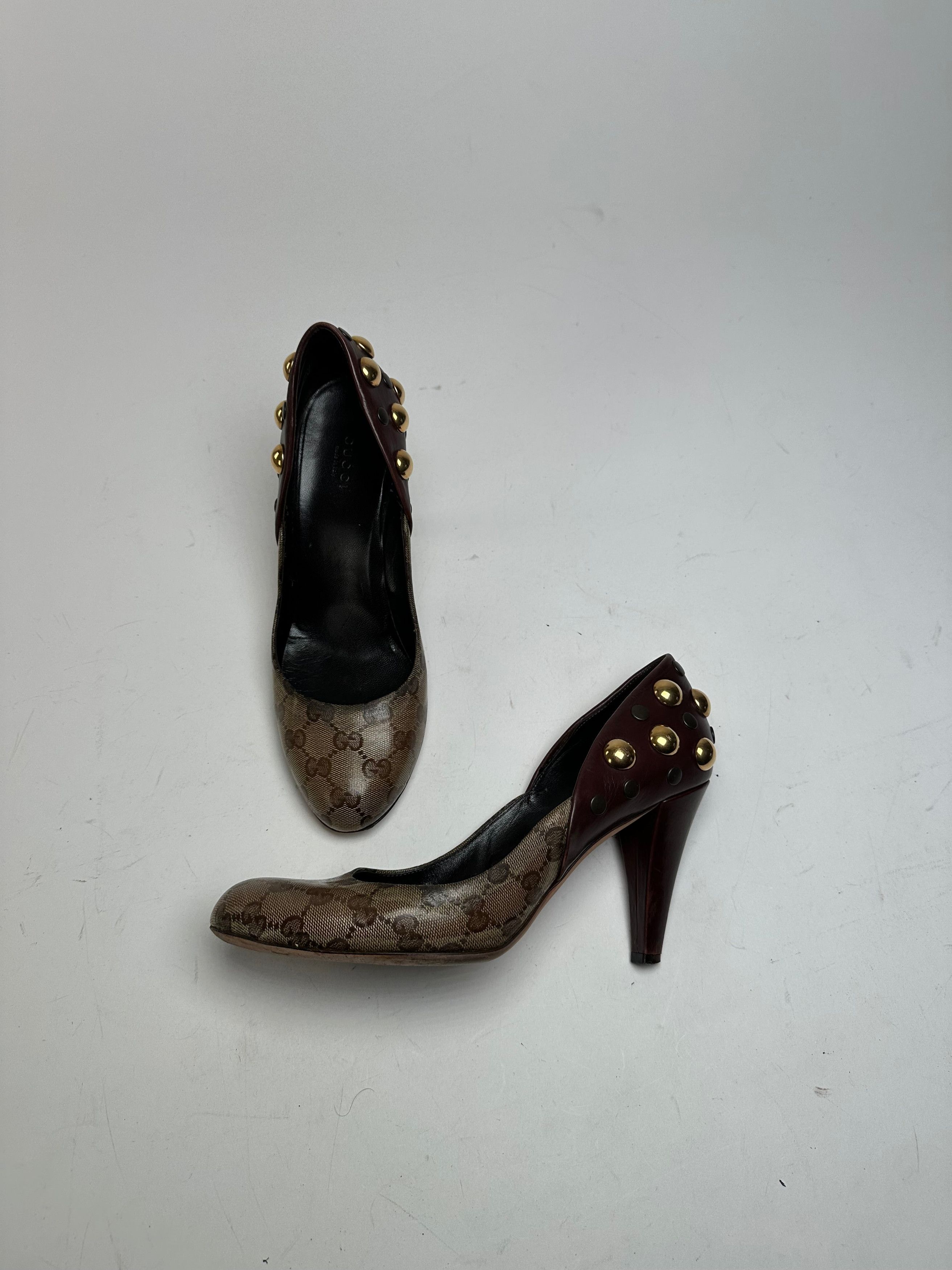 Gucci Vintage Studded Monogram Leather Pumps Beige Brown EU40 Size US 7 / IT 37 - 11 Thumbnail