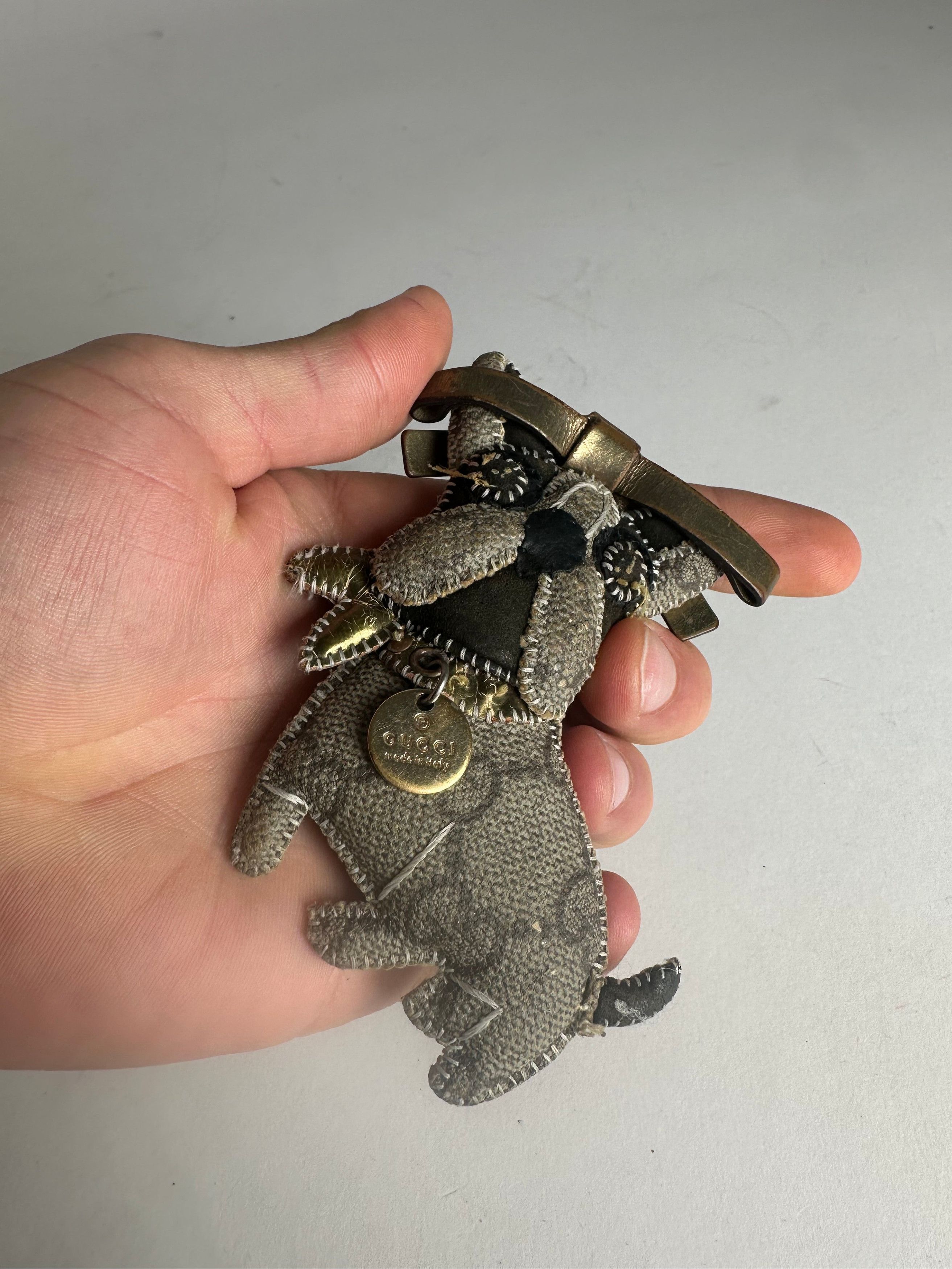 Gucci Vintage Leather Monogram Dog Pendant Size ONE SIZE - 3 Thumbnail
