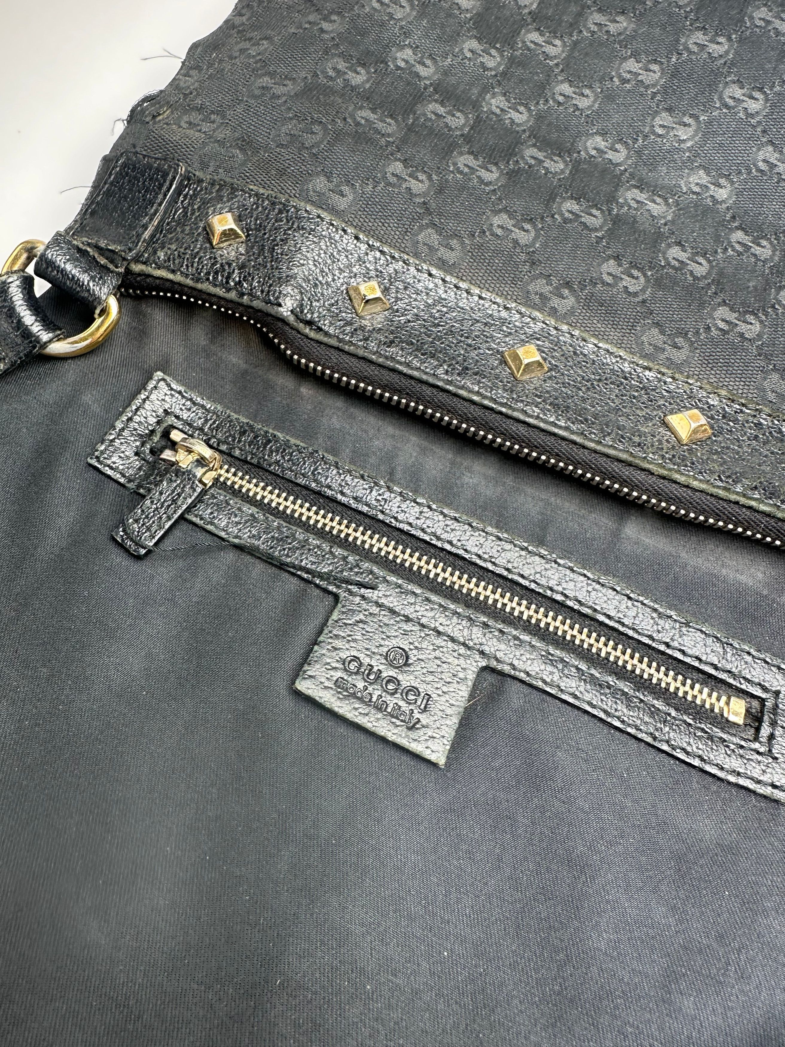 Gucci Vintage Studded Monogram Indy Shoulder / Crossbody Bag Black Size ONE SIZE - 7 Thumbnail