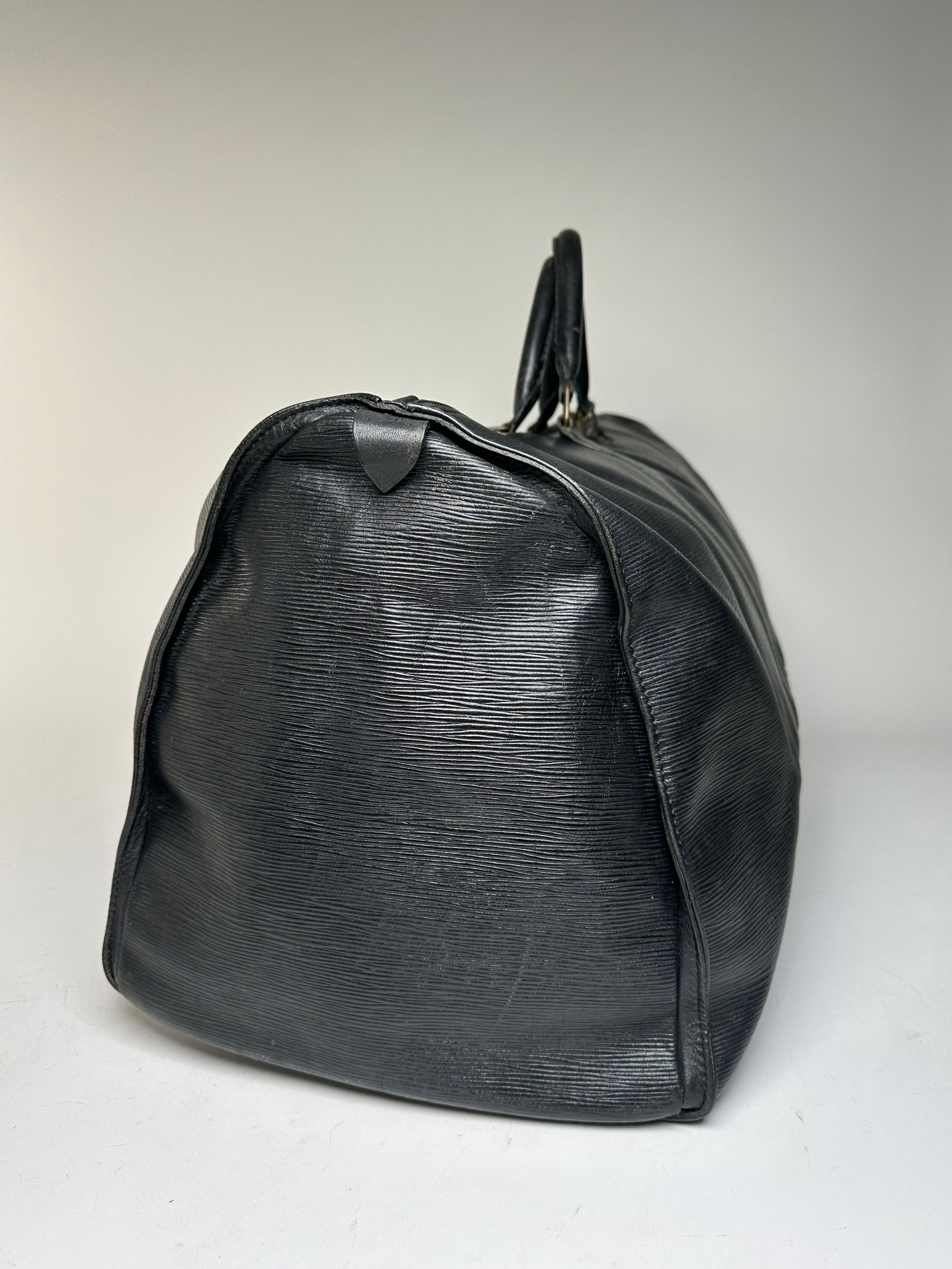 Louis Vuitton Vintage EPI Leather 60 Keepball Black Size ONE SIZE - 8 Thumbnail