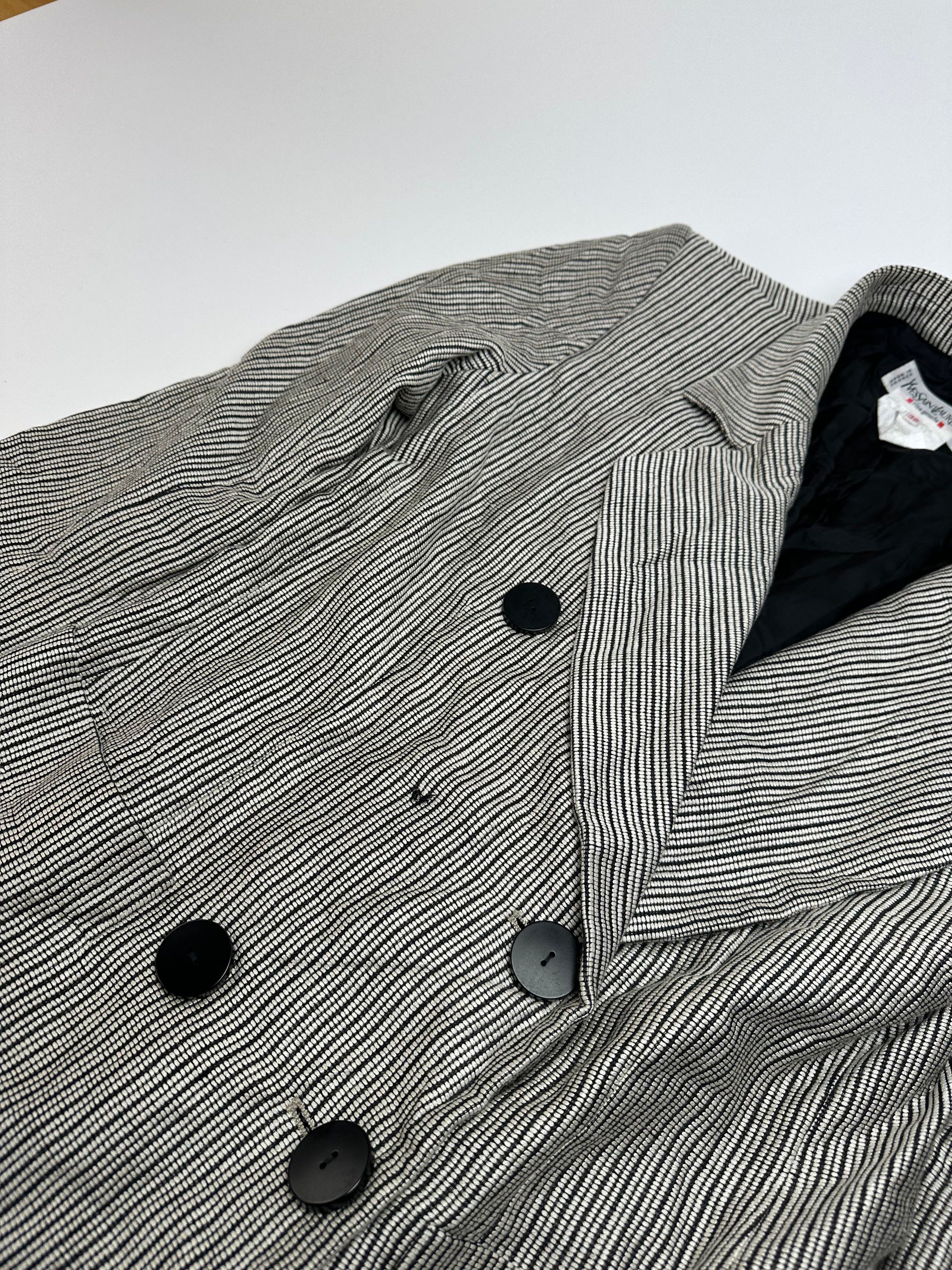 Other Vintage Yves Saint Laurent Wool Blazer / Short Coat Grey Bla Size M / US 6-8 / IT 42-44 - 6 Thumbnail