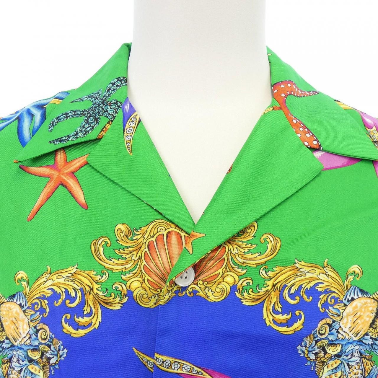 Versace Versace Versace Silk Short Sleeve Shirt Textile Tops A85919 1F01176 DUTY FREE for USA Size ONE SIZE - 5 Thumbnail