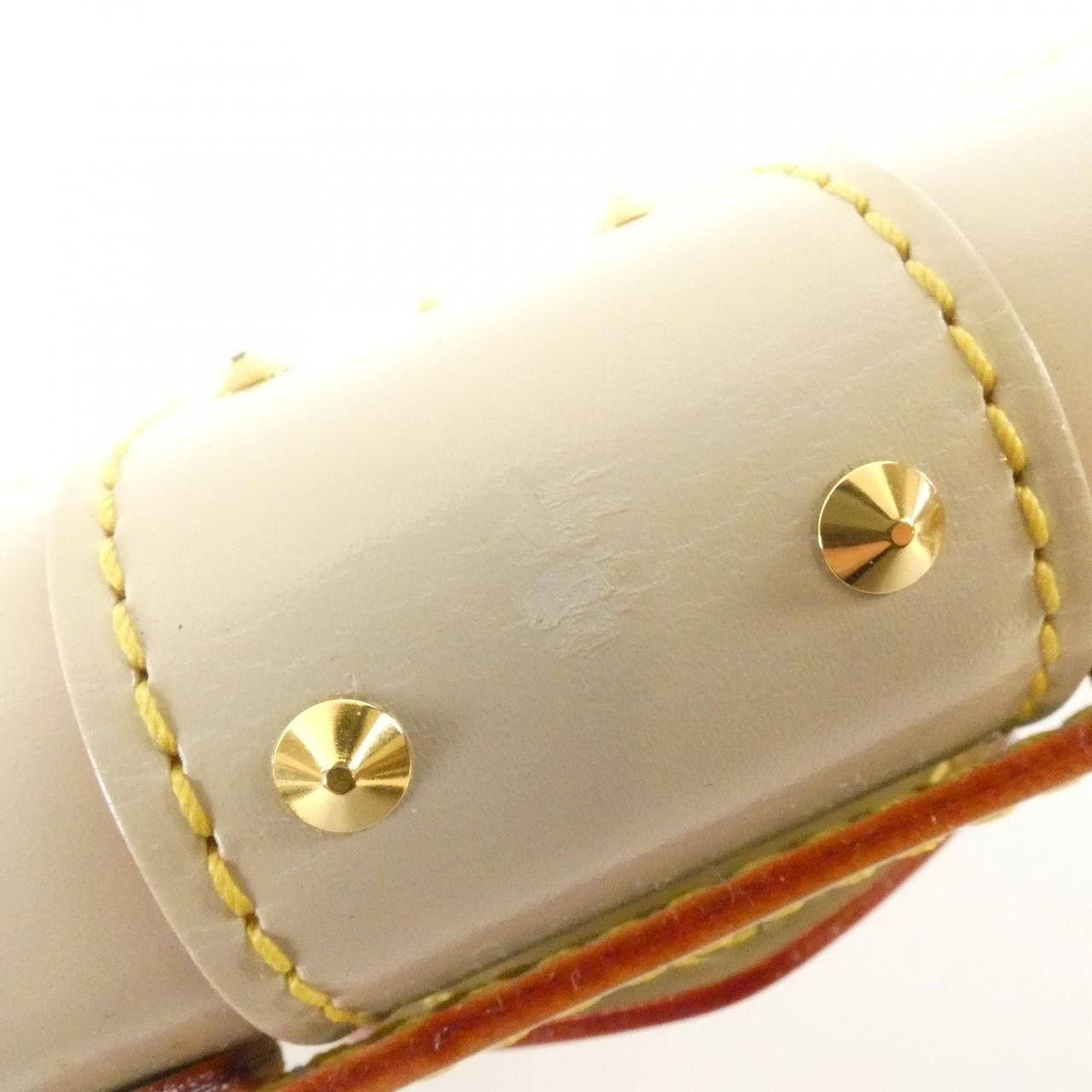 Louis Vuitton Louis Vuitton Louis Vuitton Suhali Precious Goatskin Shoulder Bag Leather Handbag M91774 DUTY FREE for USA Size ONE SIZE - 5 Thumbnail